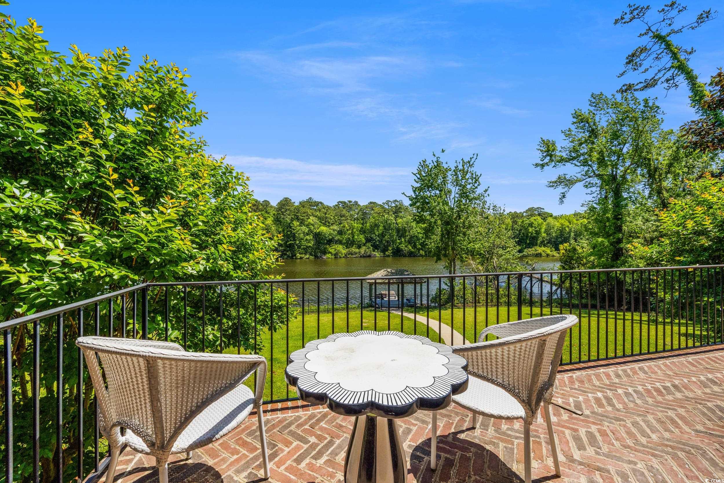 9502 Lake Dr.