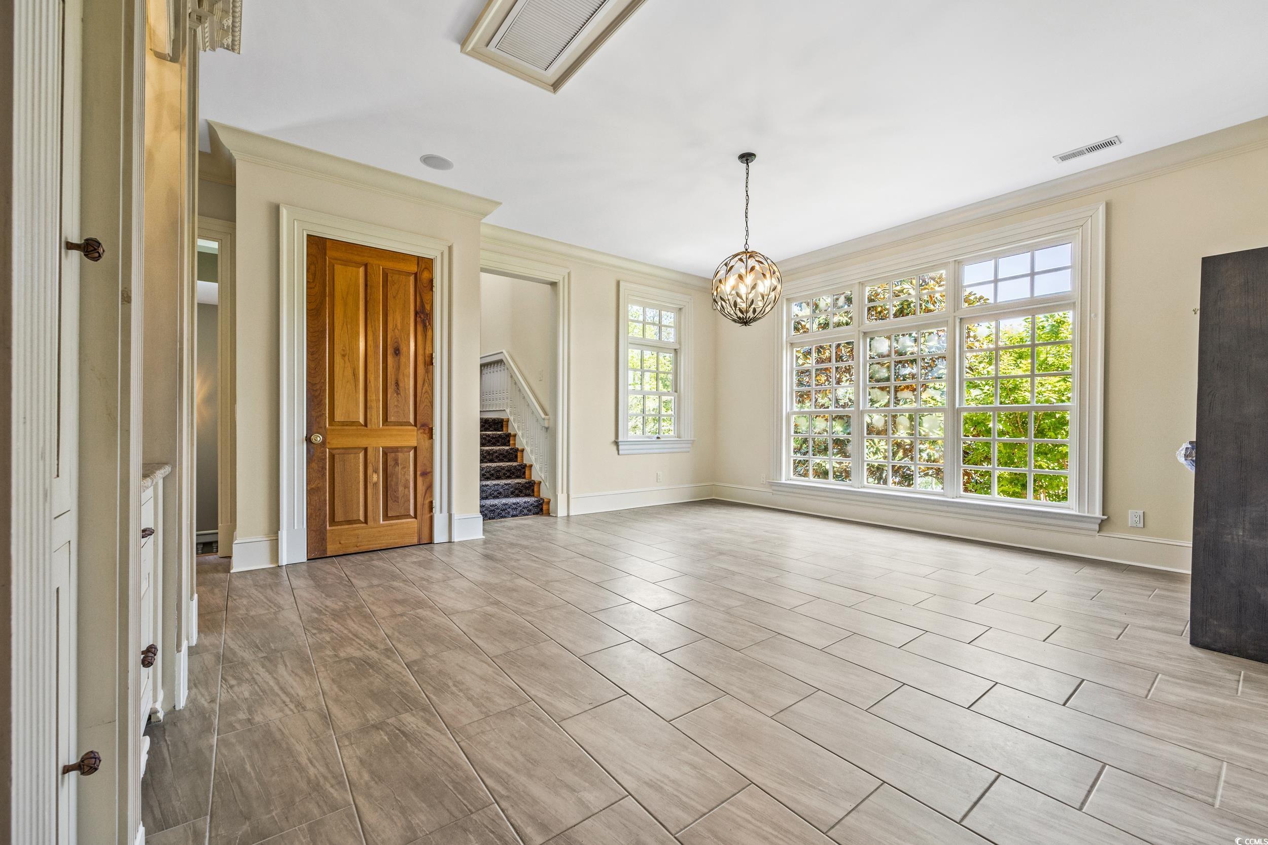 9502 Lake Dr.