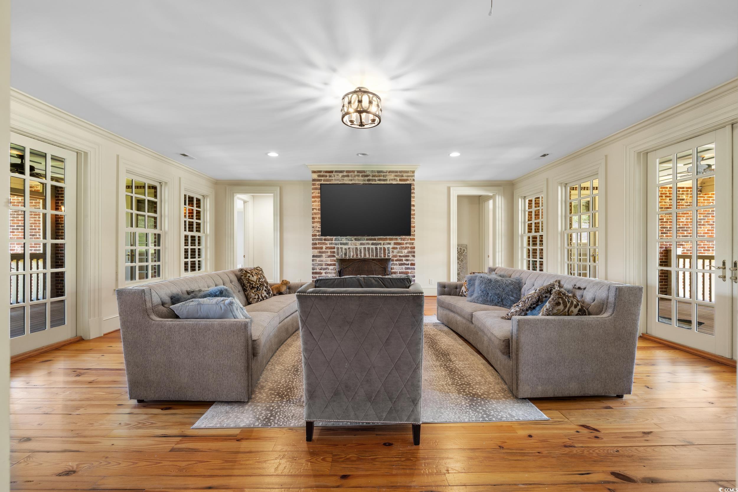 9502 Lake Dr.