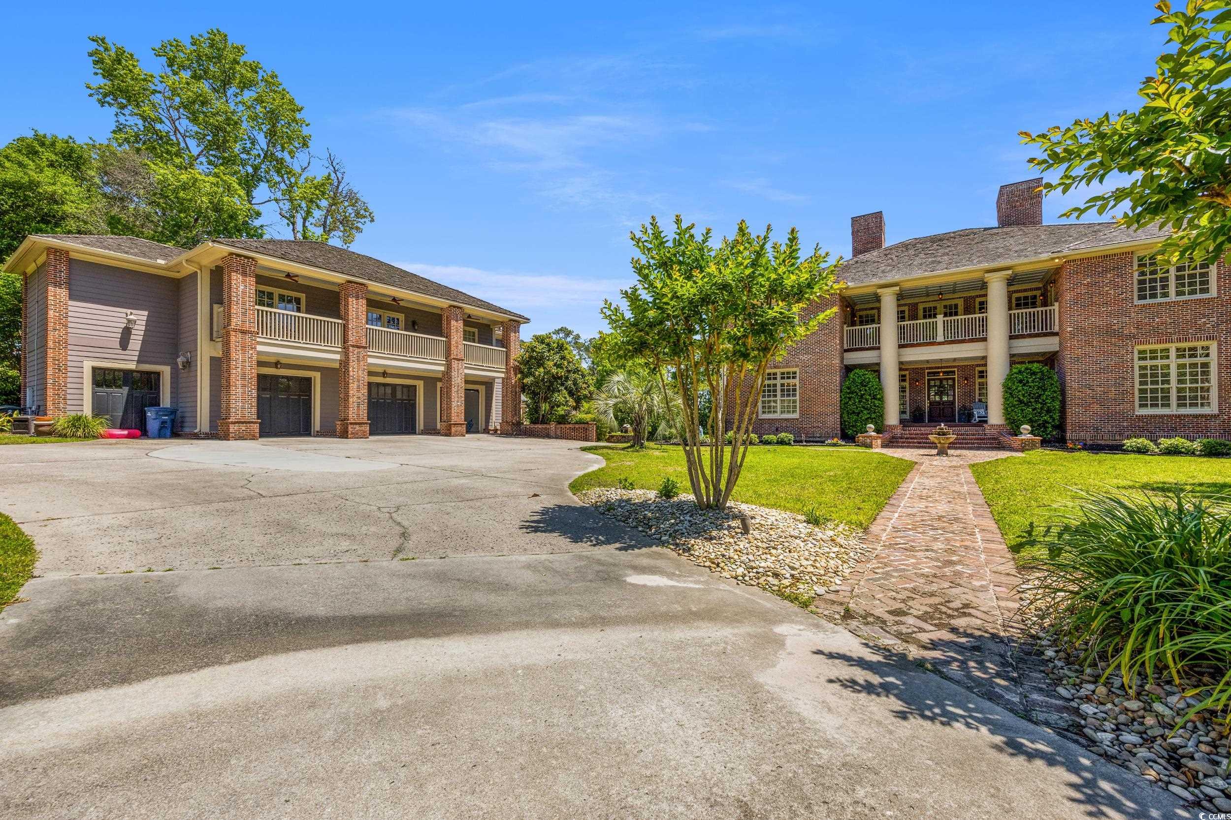 9502 Lake Dr.