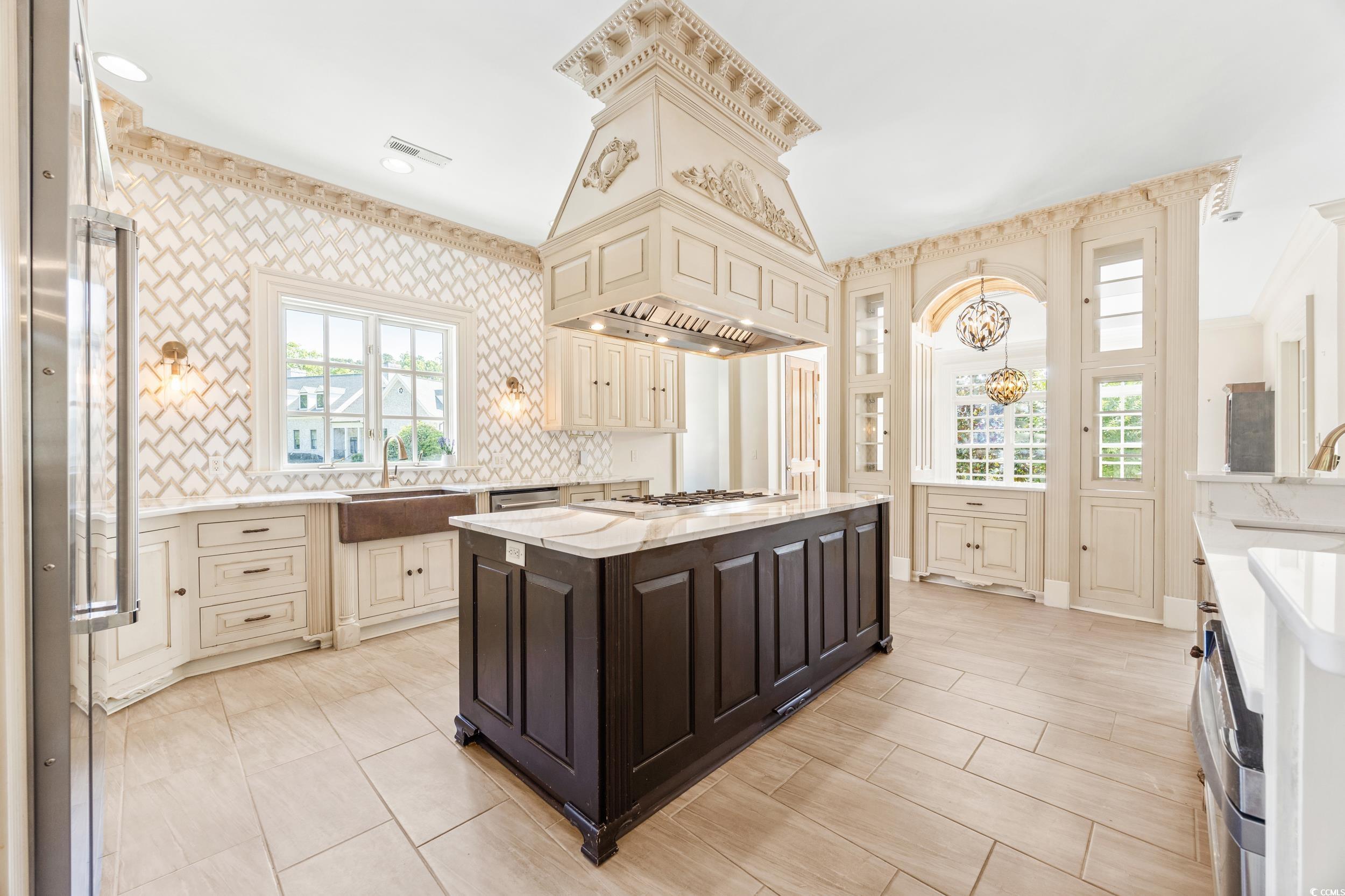 9502 Lake Dr.