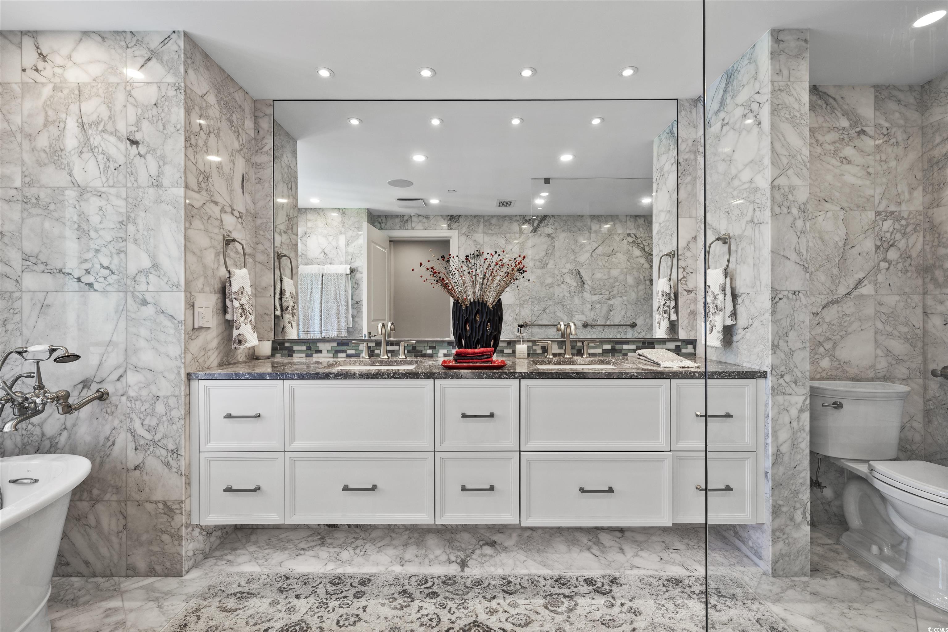 130 Vista Del Mar Ln. Unit: 1-301