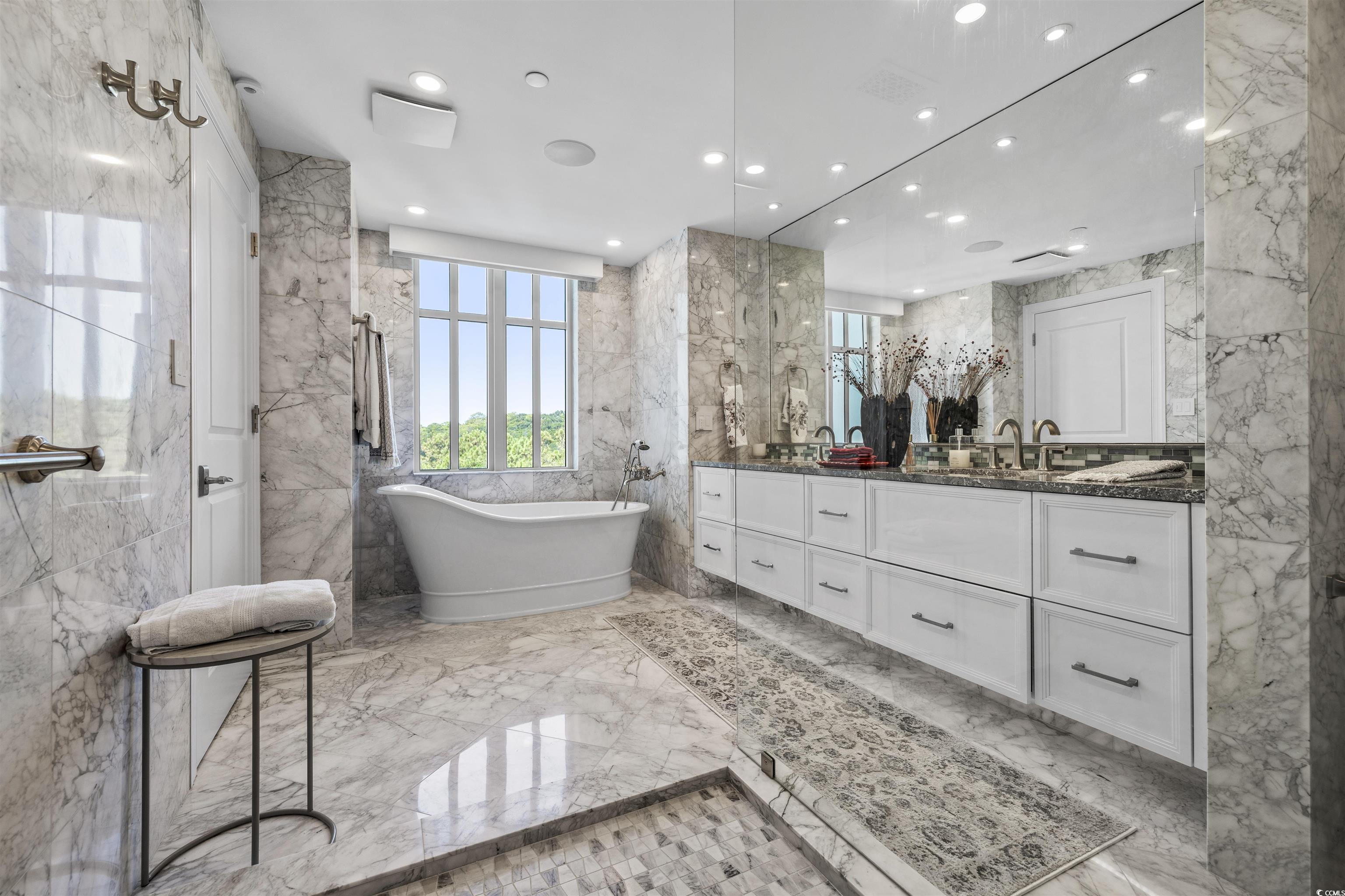130 Vista Del Mar Ln. Unit: 1-301