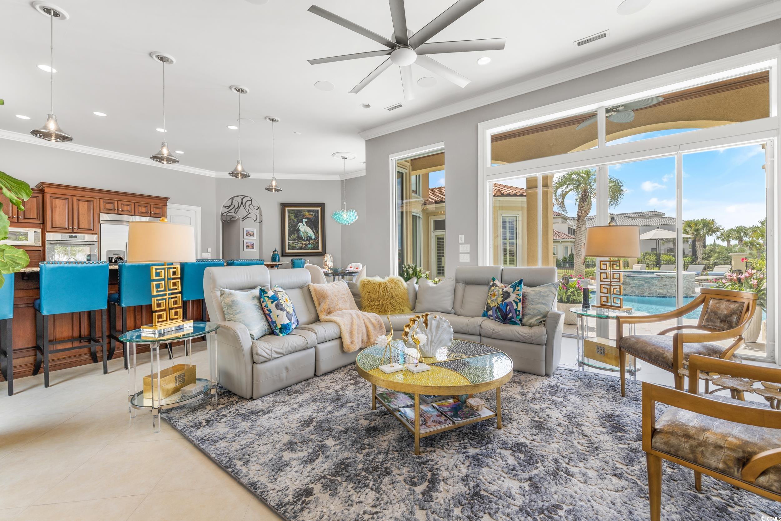 9285 Marina Pkwy.