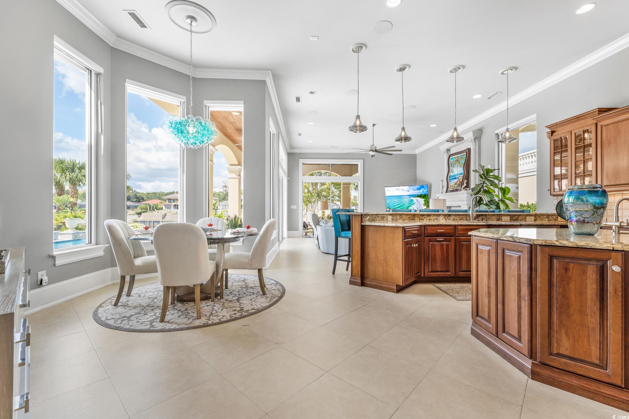 9285 Marina Pkwy.