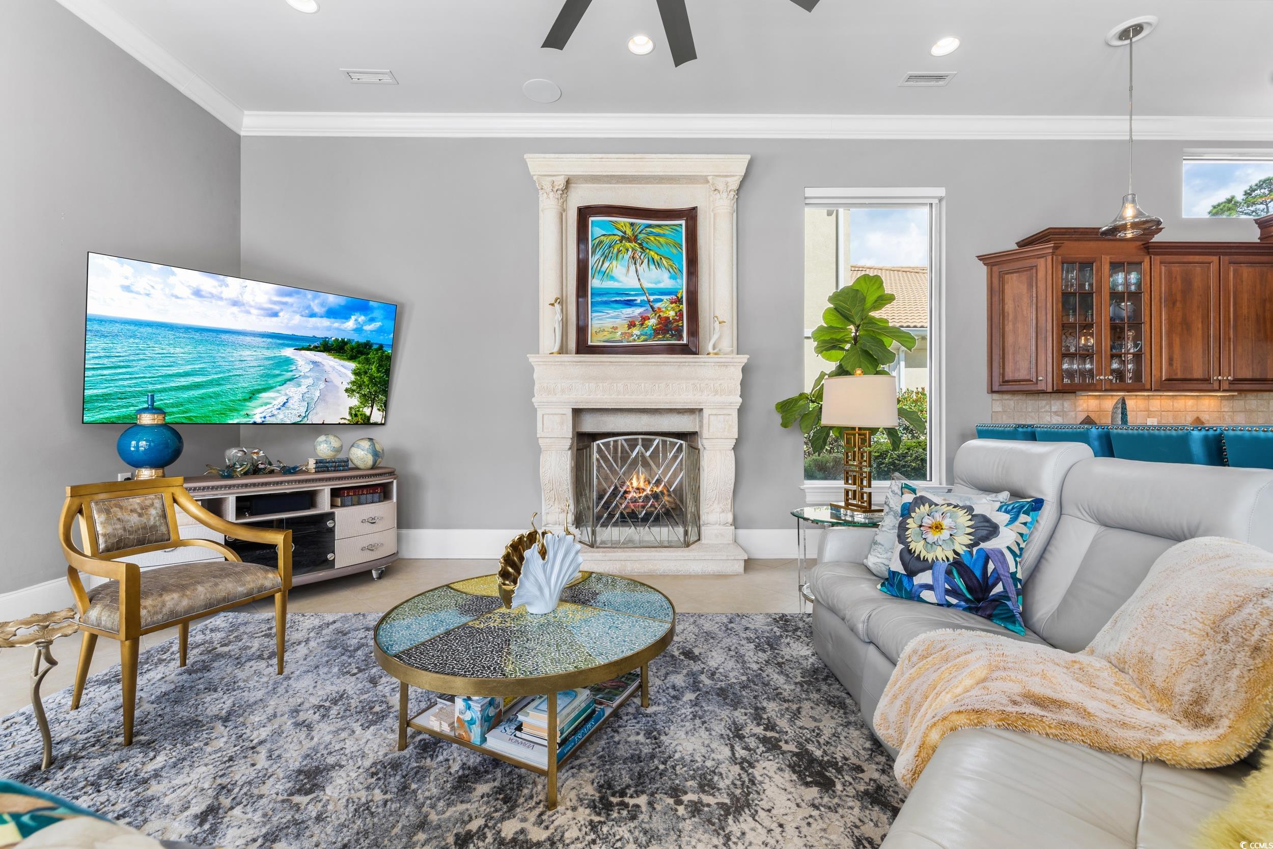 9285 Marina Pkwy.