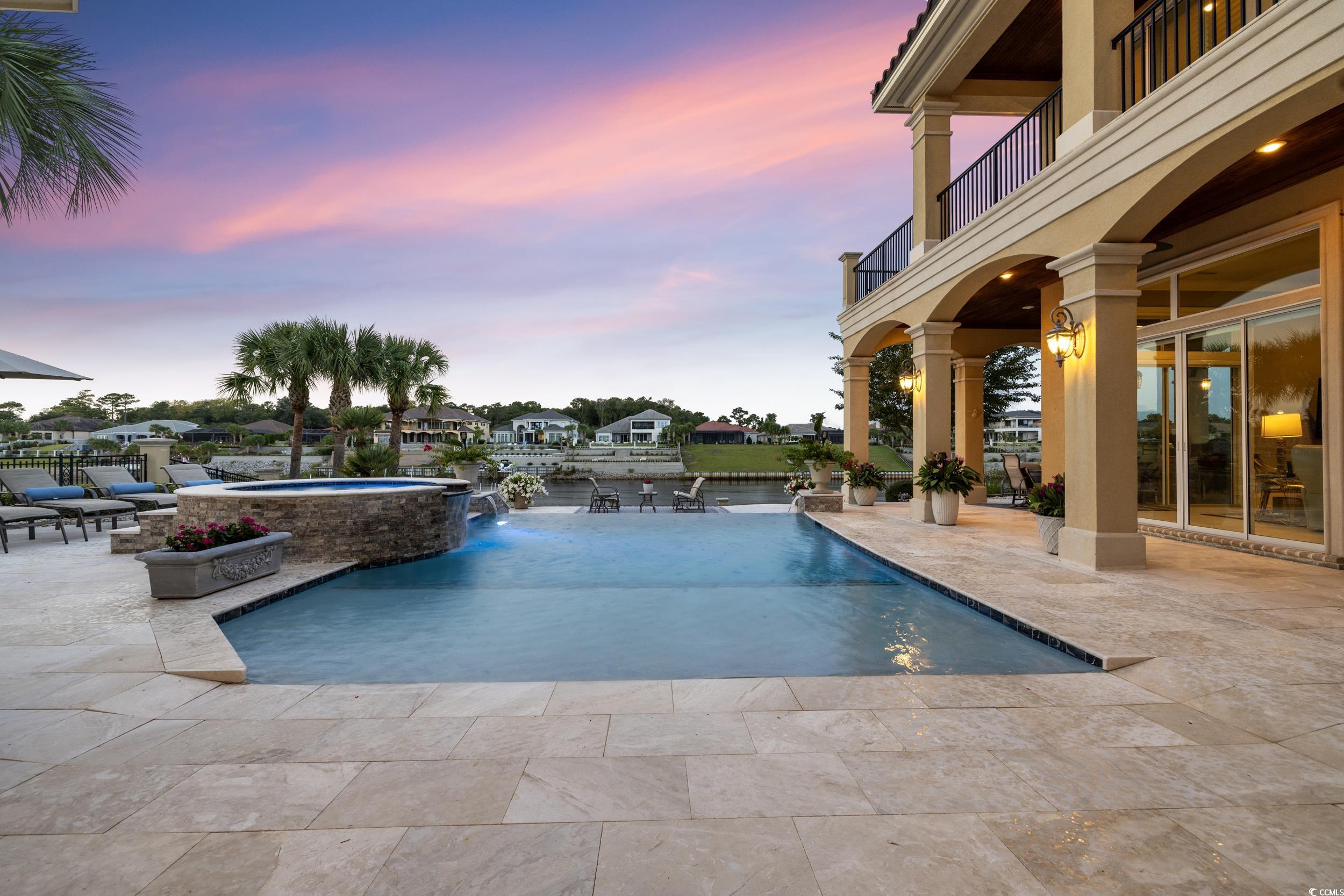 9285 Marina Pkwy.
