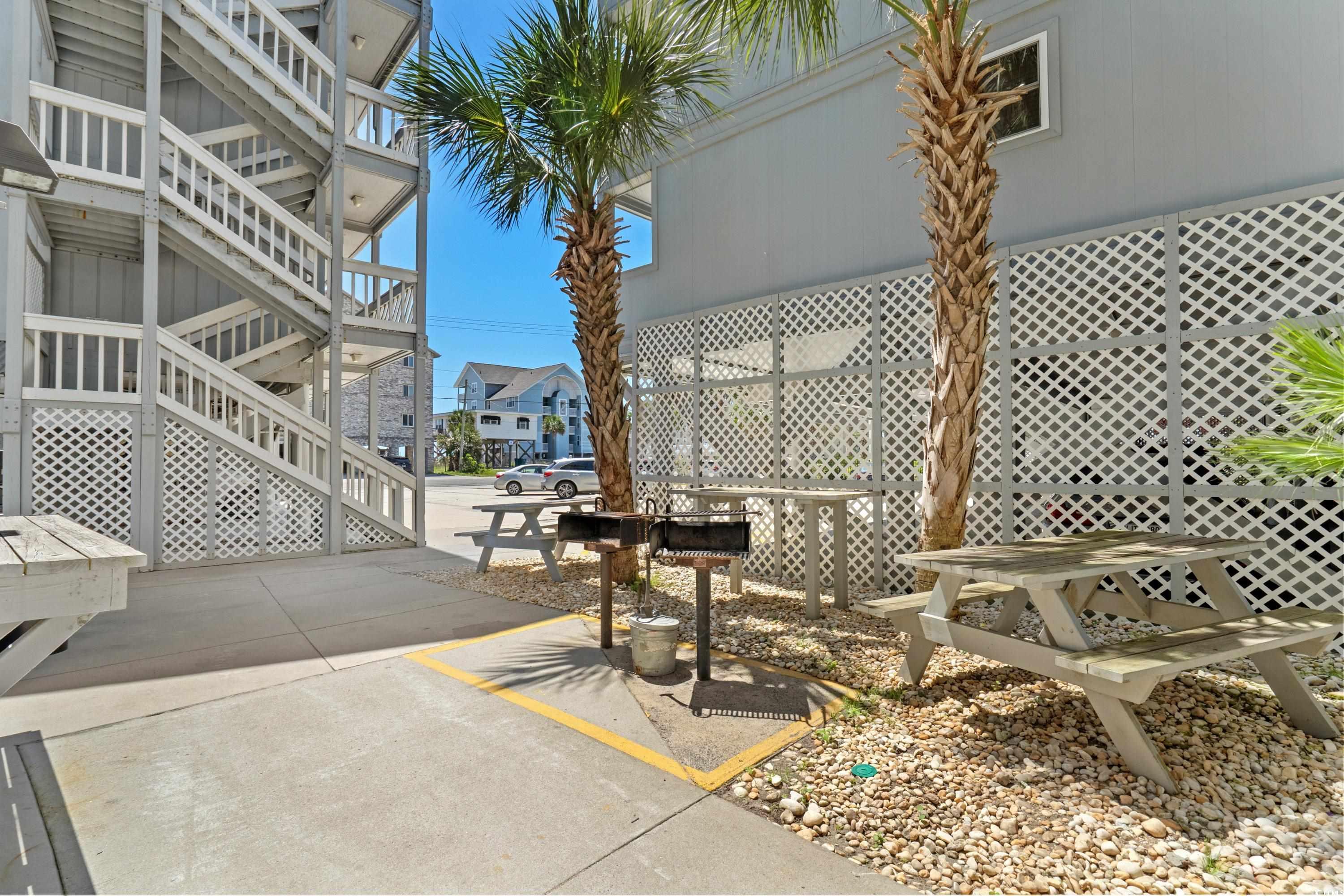 625 N Waccamaw Dr. Unit: 107