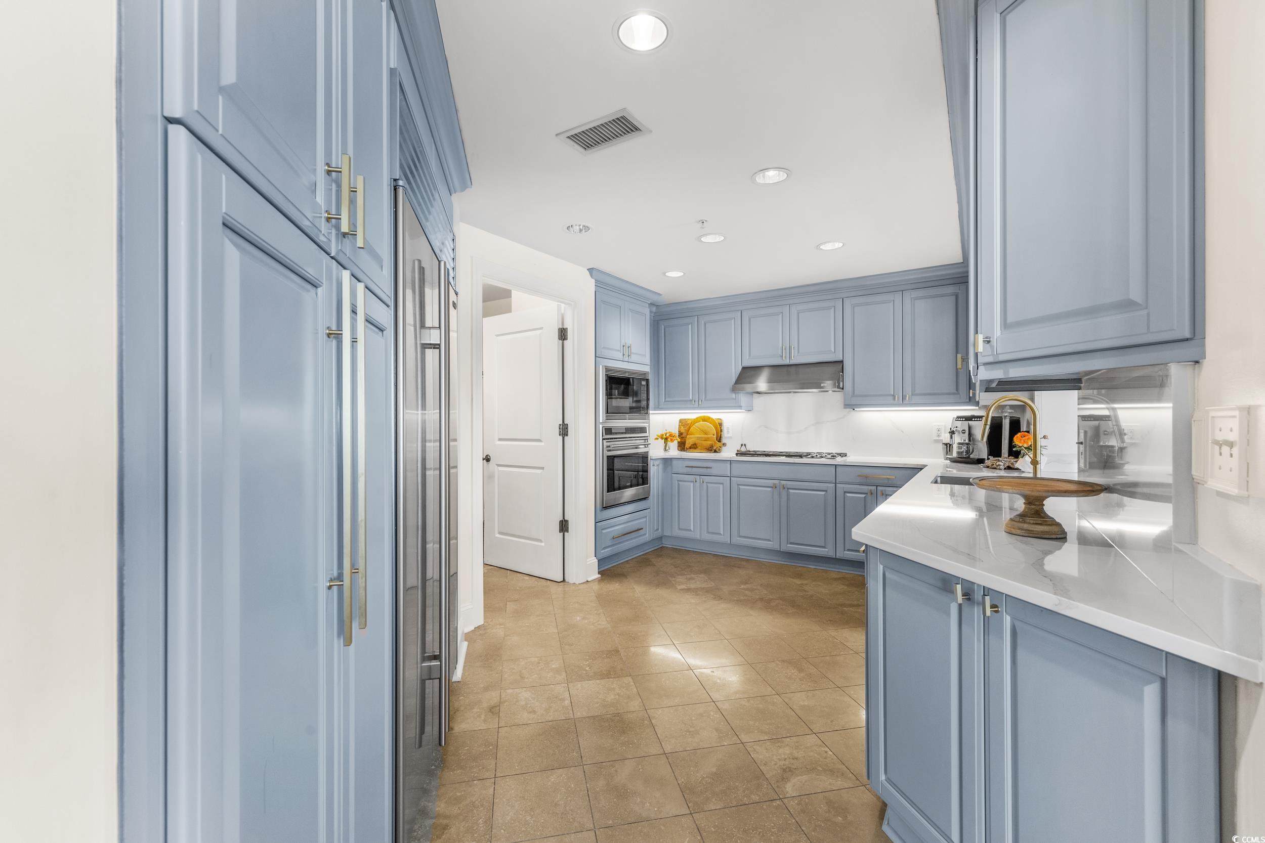 122 Vista Del Mar Ln. Unit: 2-302