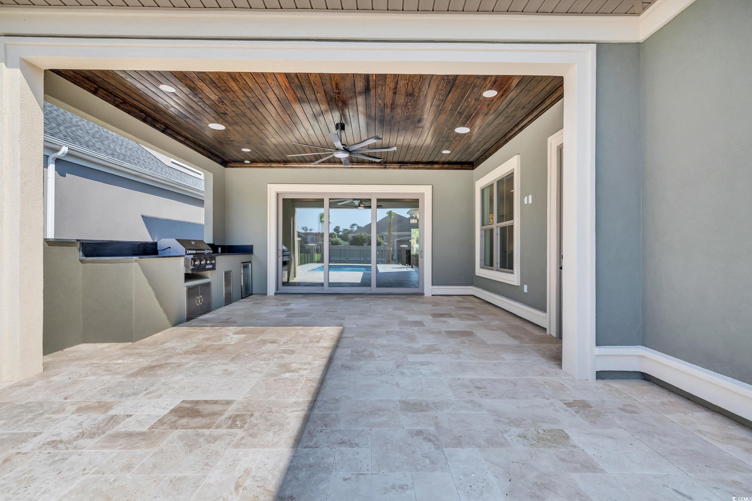 813 Bluffview Dr.