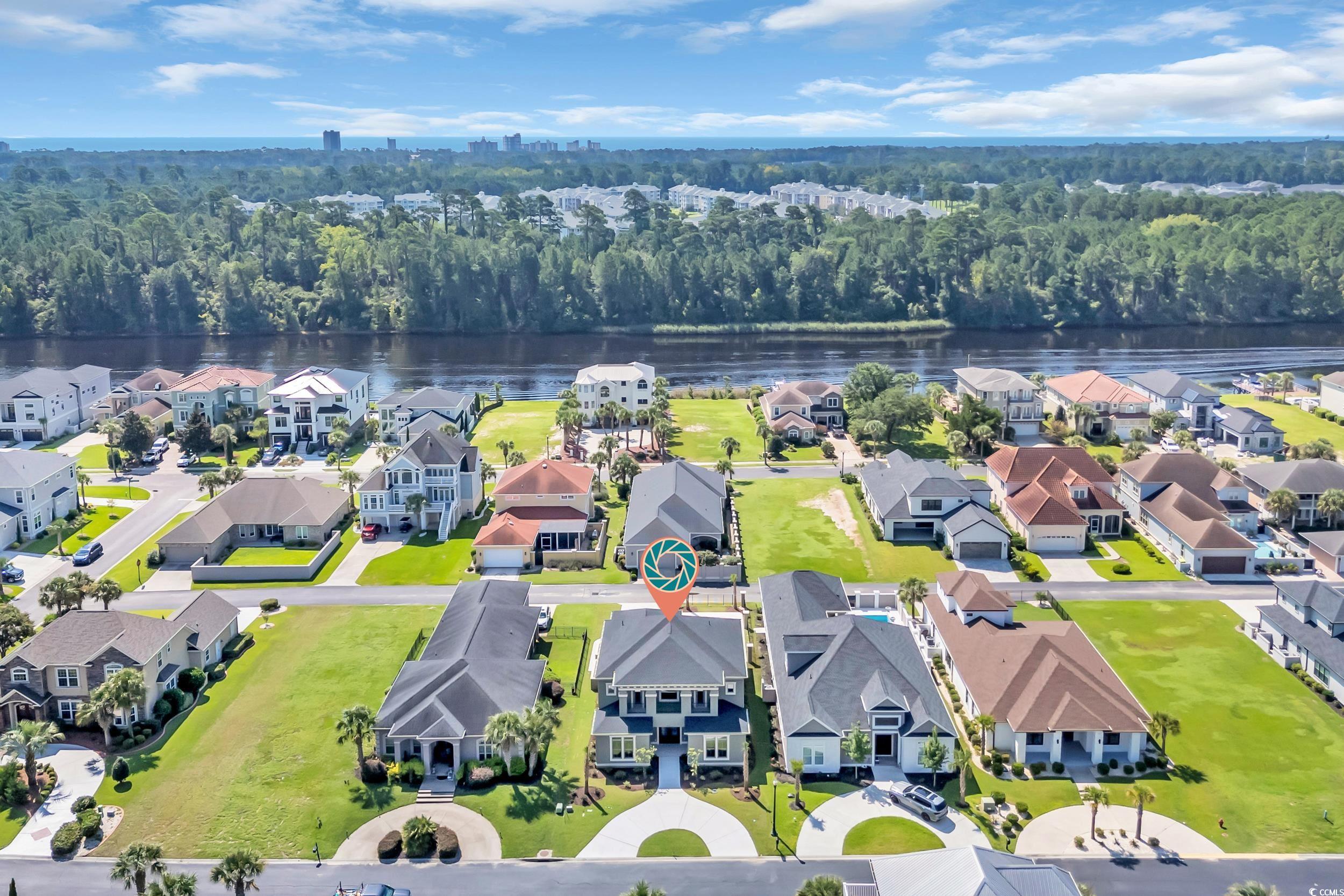 813 Bluffview Dr.