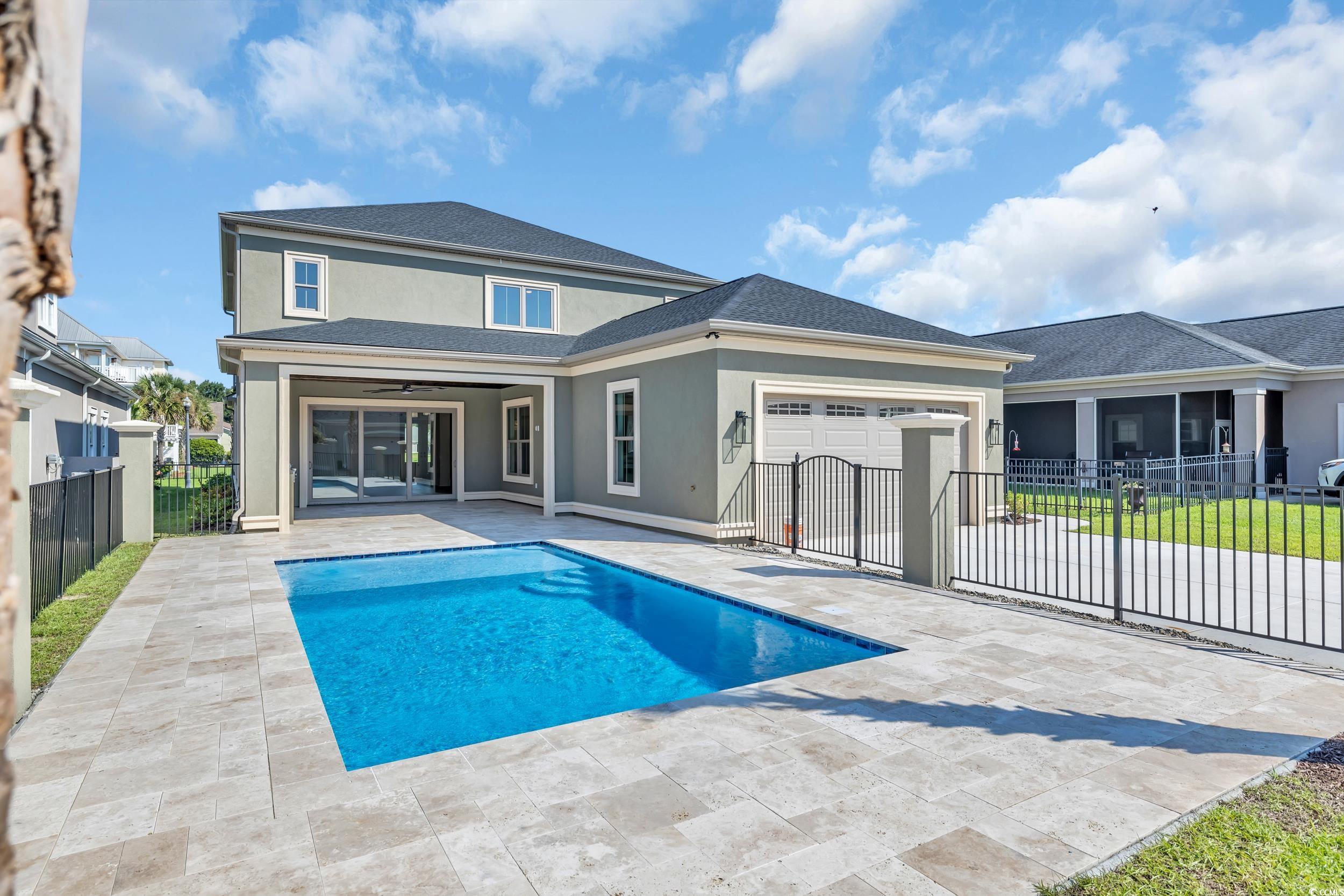 813 Bluffview Dr.