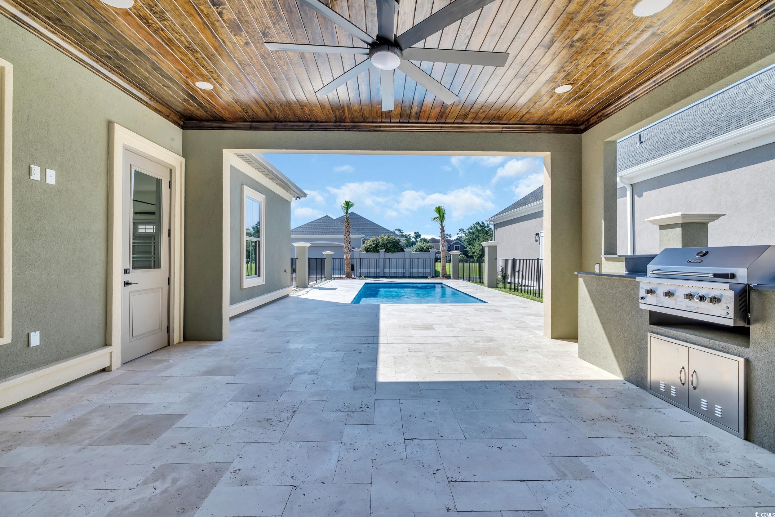813 Bluffview Dr.