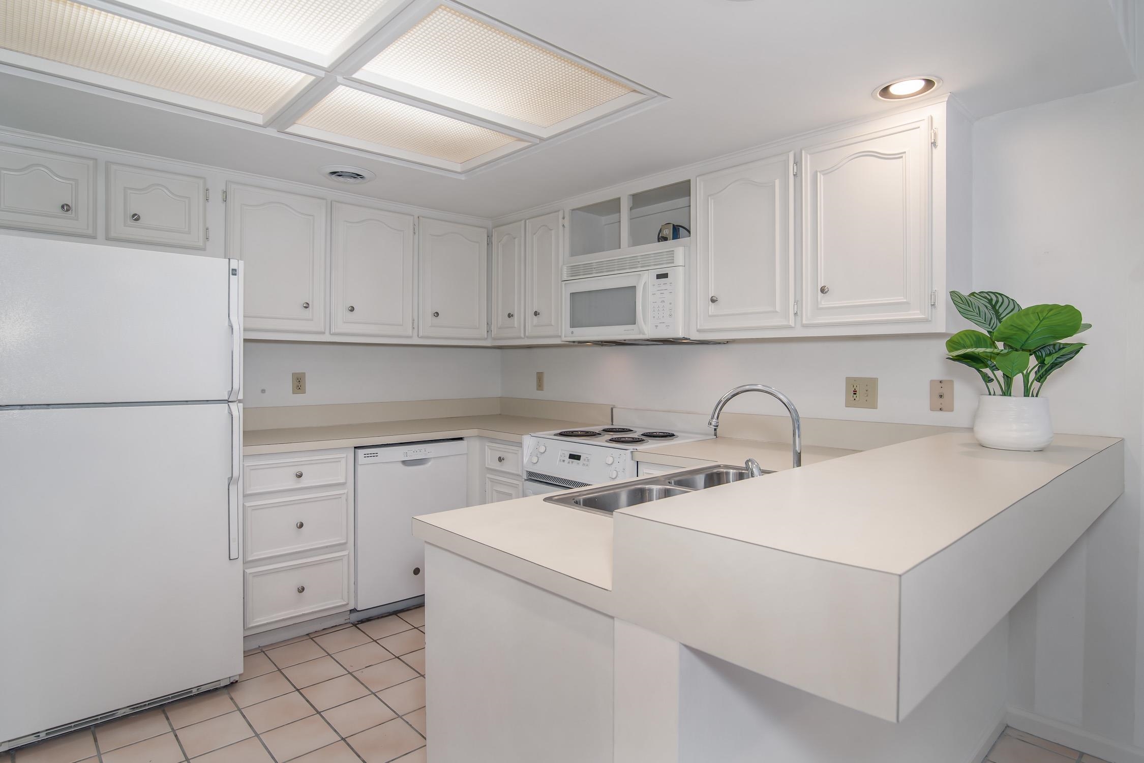 31 Battery White Ct. Unit: 1005