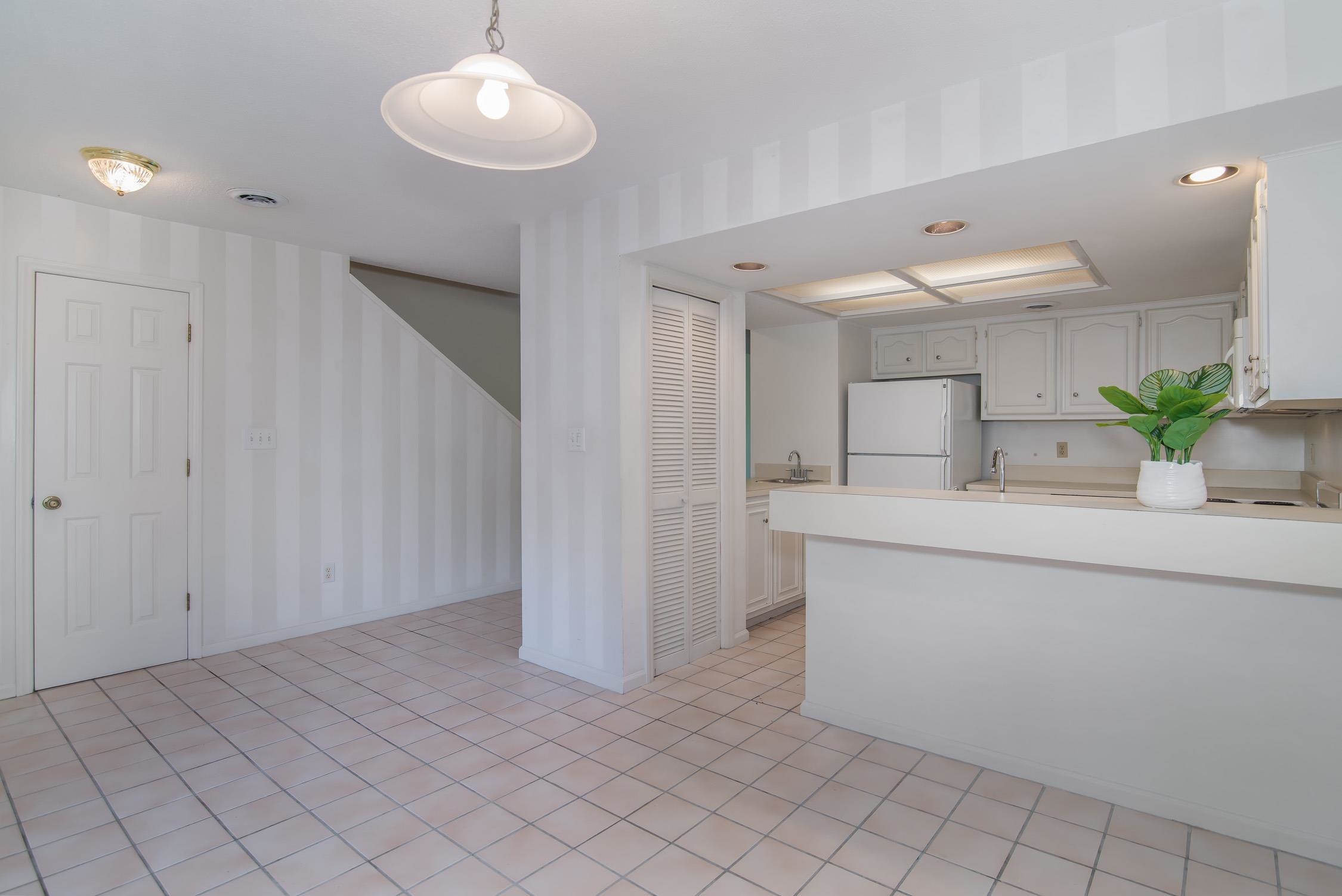 31 Battery White Ct. Unit: 1005