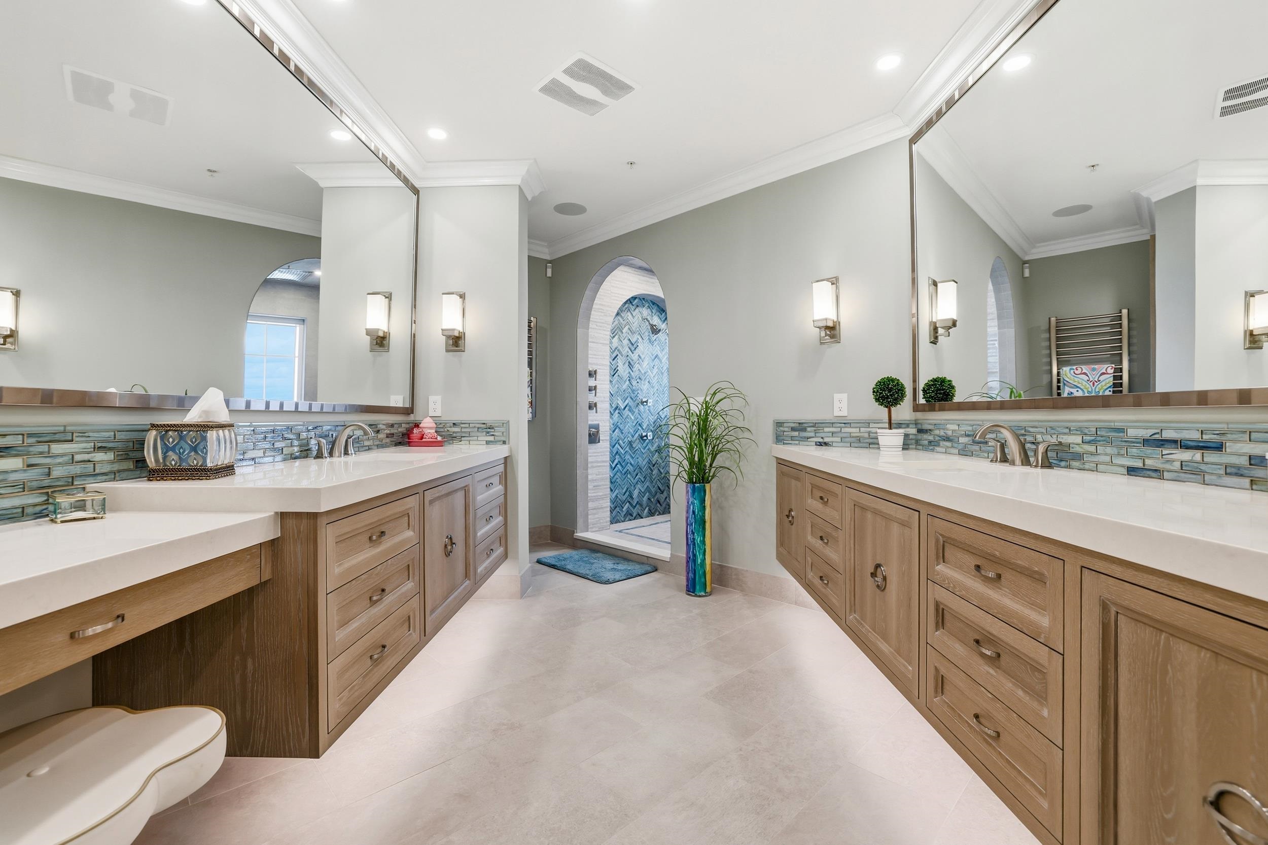 122 Vista Del Mar Ln. Unit: 2-403