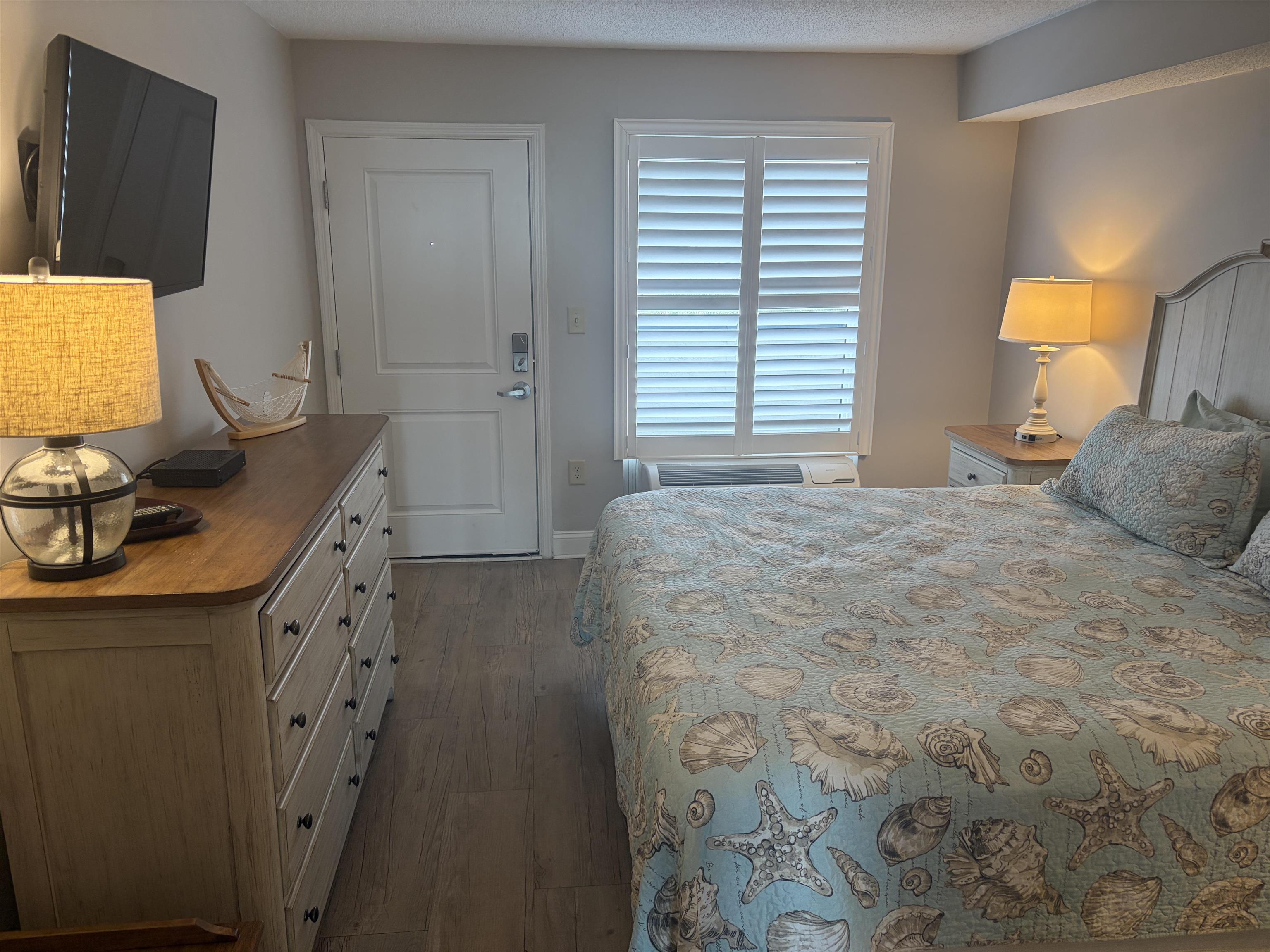 601 Retreat Beach Circle Unit: 224