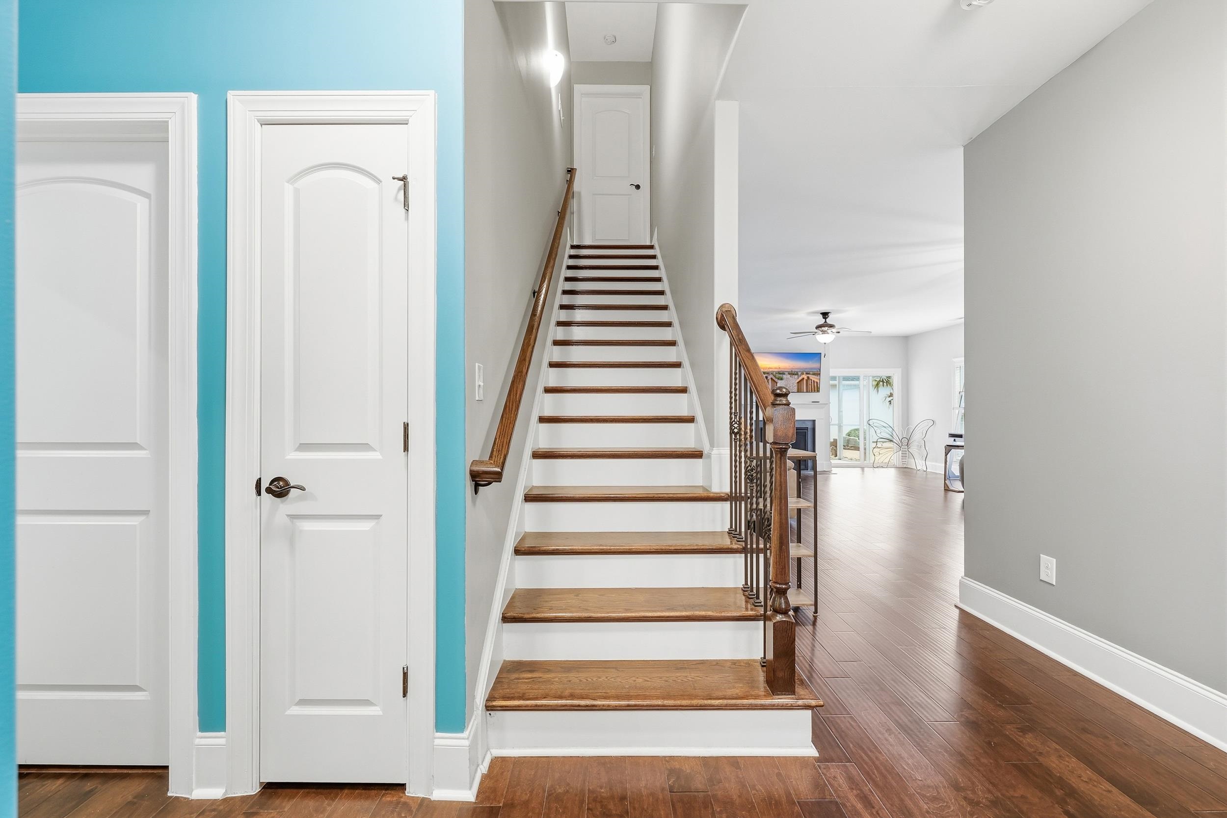 330 Mesa Grande Dr.