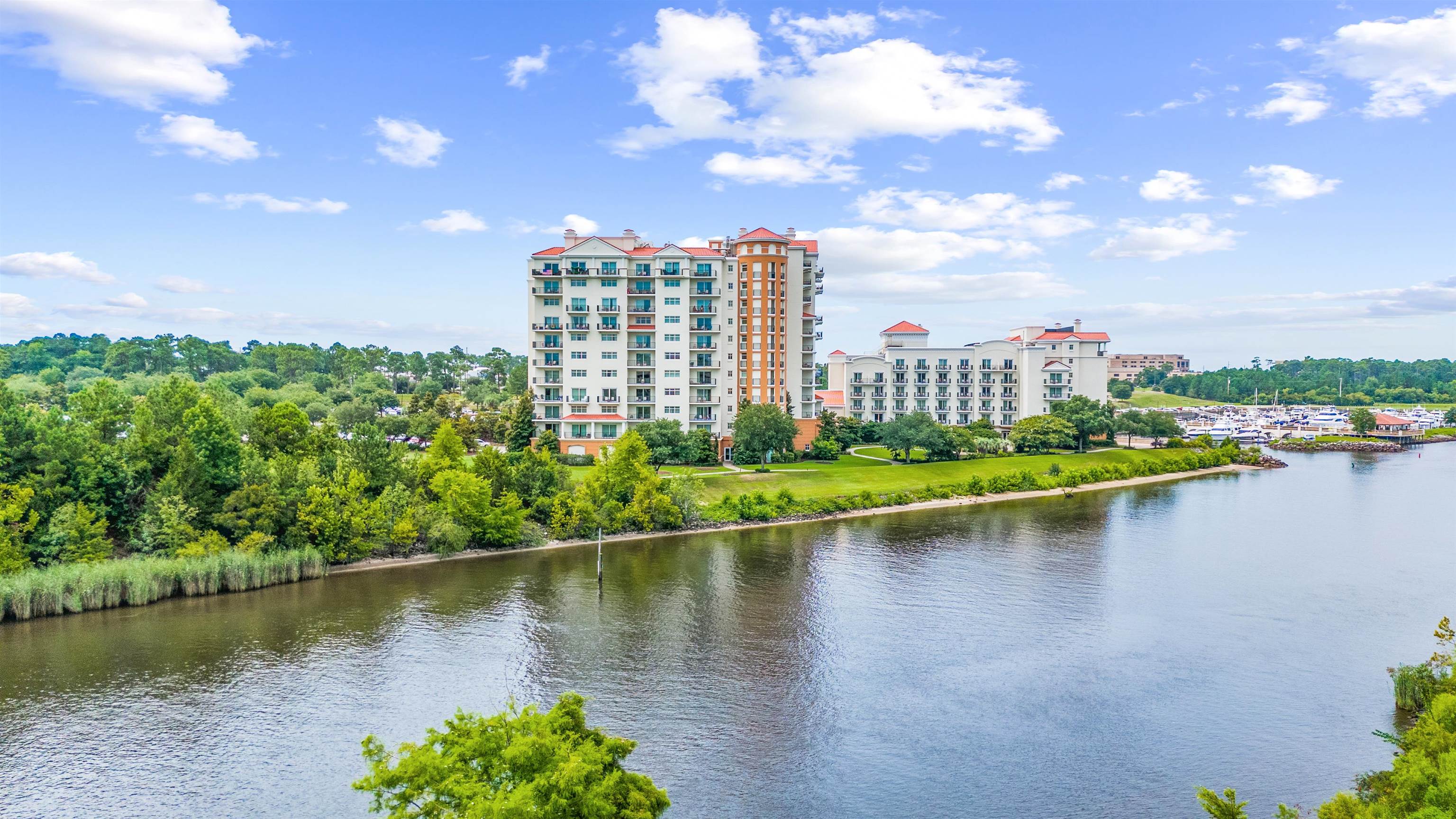 8121 Amalfi Pl. Unit: 4-404