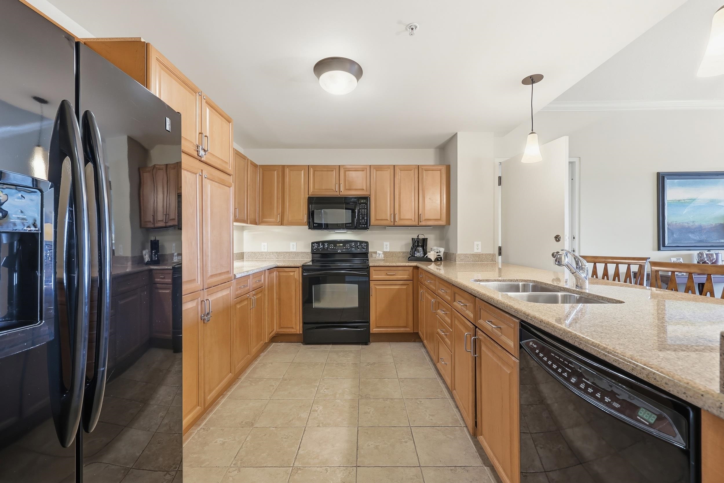 8121 Amalfi Pl. Unit: 4-404