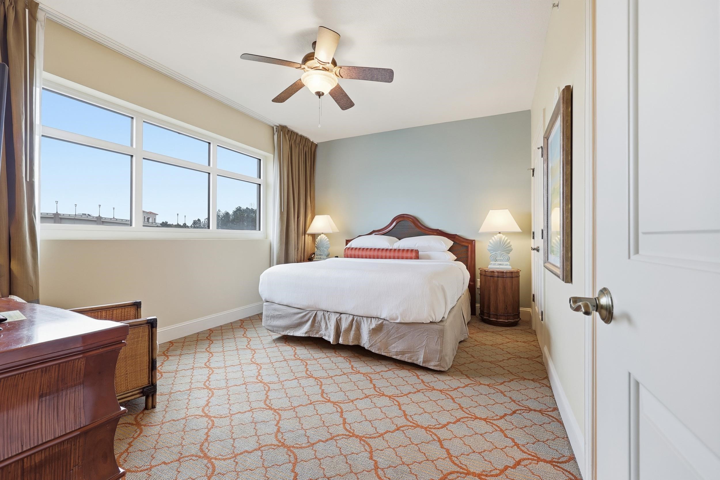 8121 Amalfi Pl. Unit: 4-404