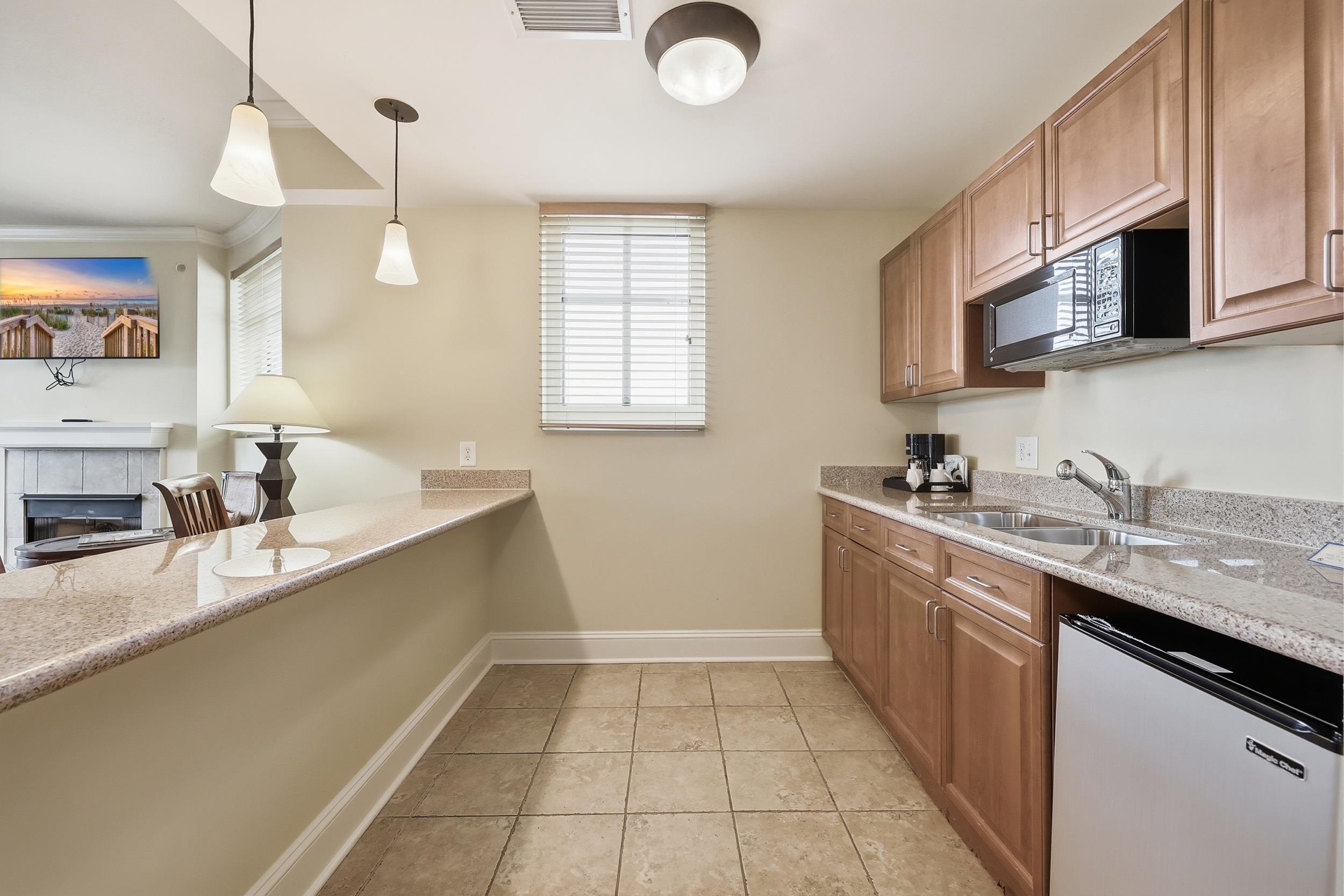 8121 Amalfi Pl. Unit: 4-404