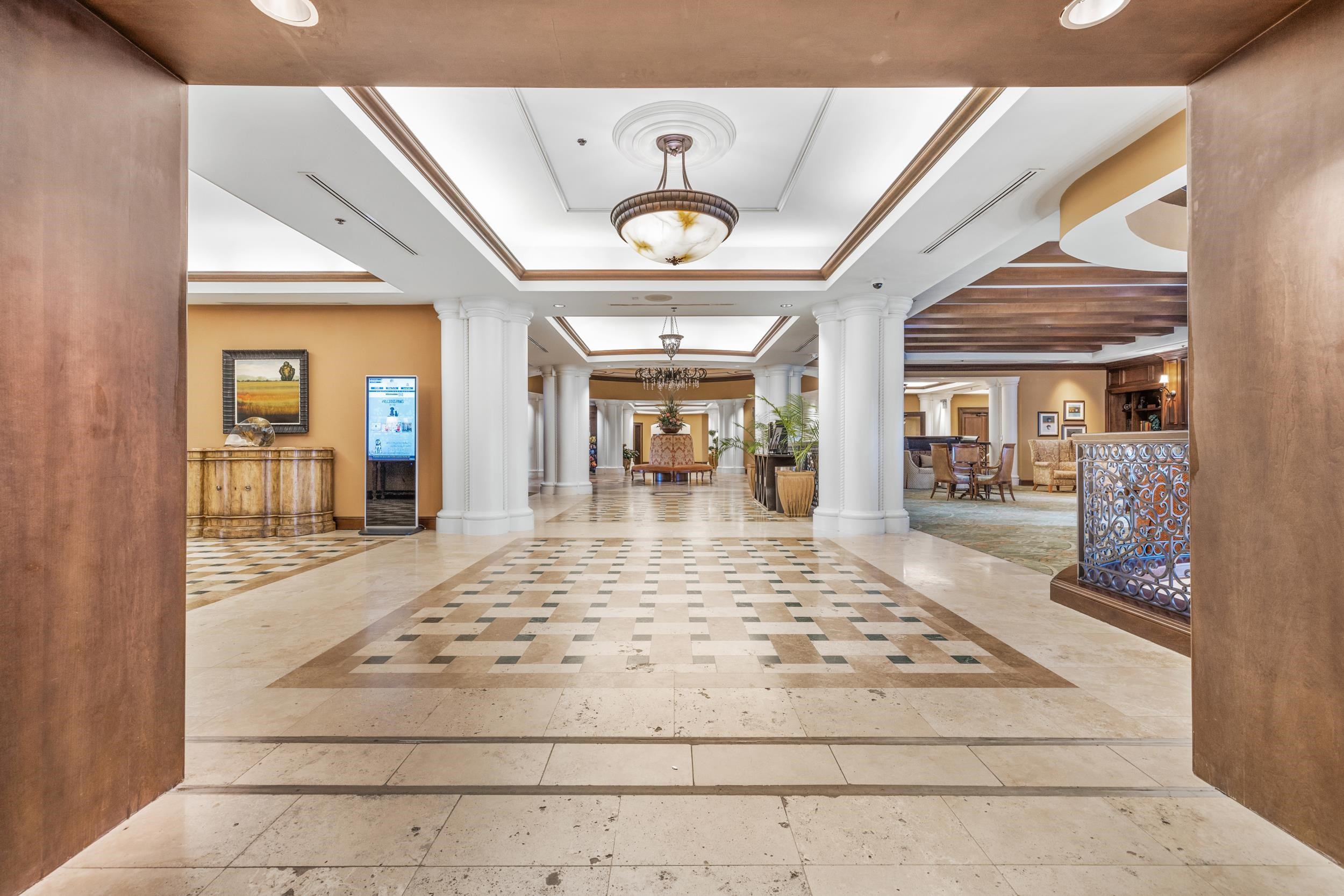 8121 Amalfi Pl. Unit: 4-404