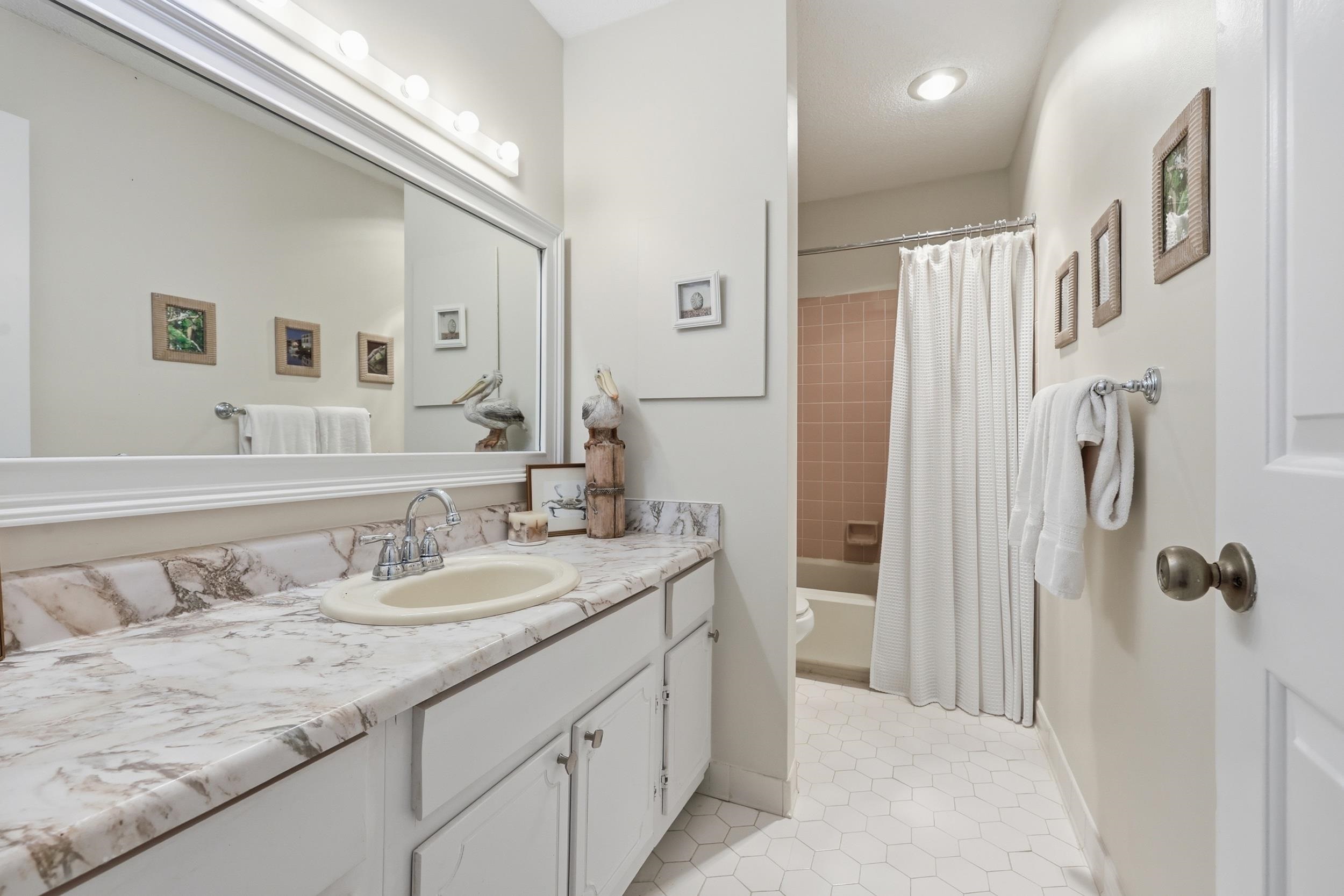 117 Finch Dr. Unit: 272