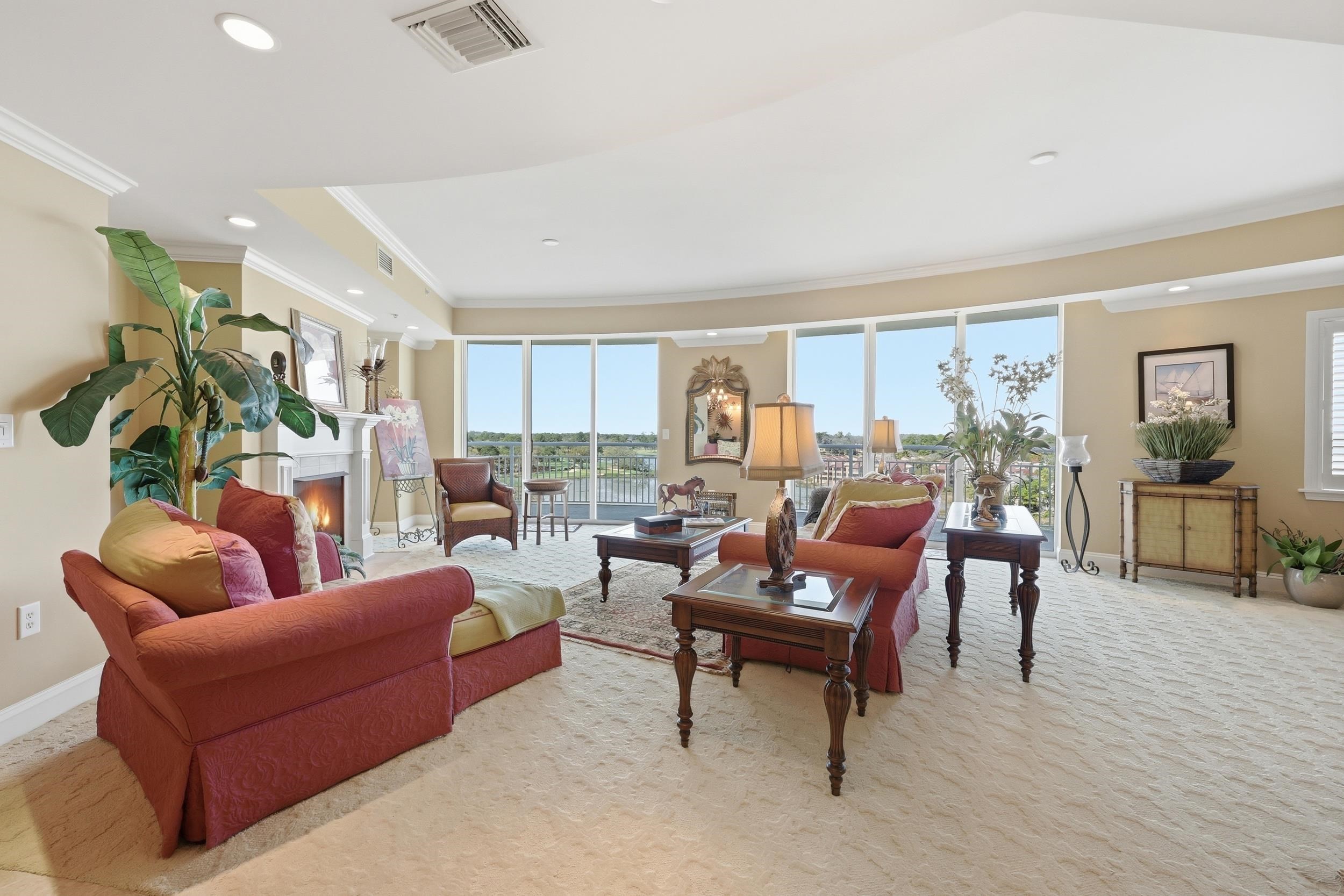 9547 Edgerton Dr. Unit: #606