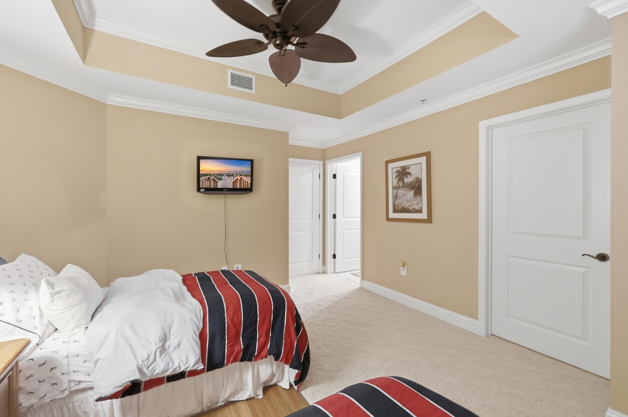 9547 Edgerton Dr. Unit: #606