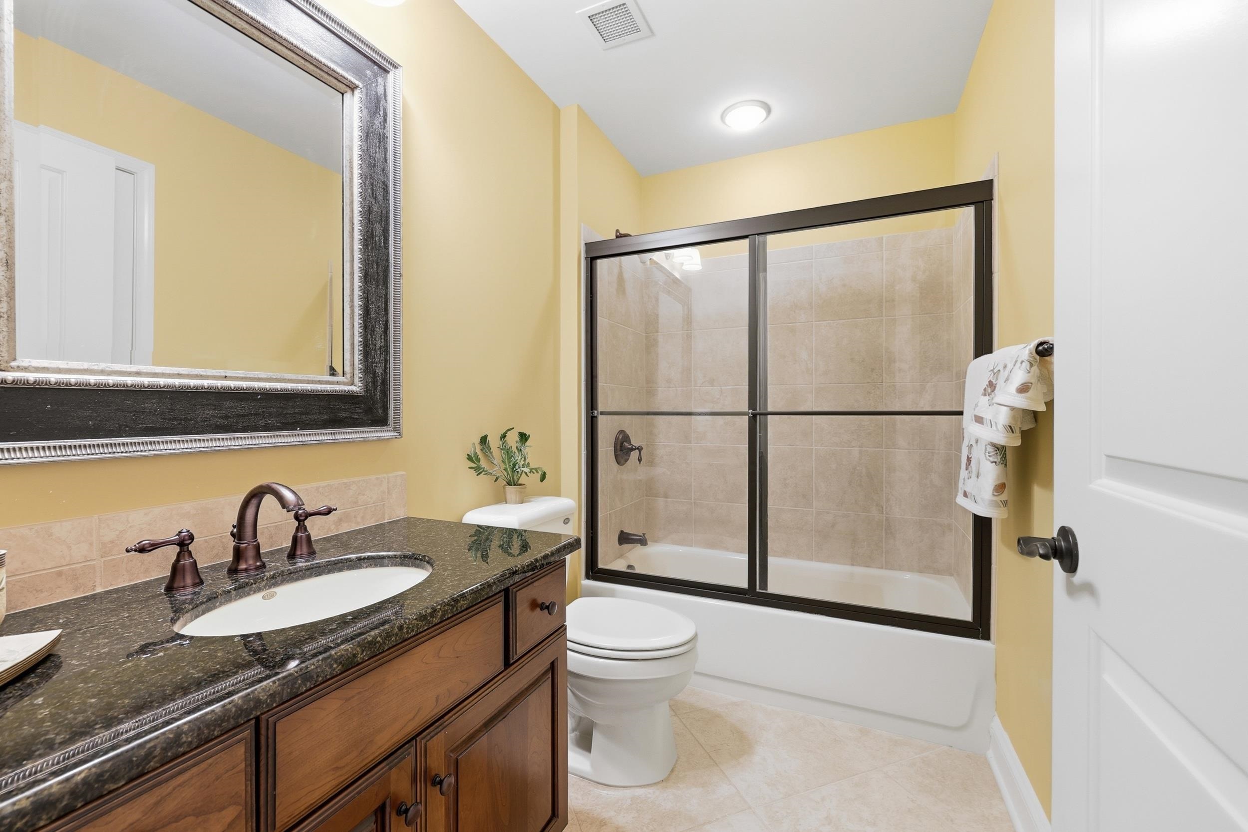 9547 Edgerton Dr. Unit: #606
