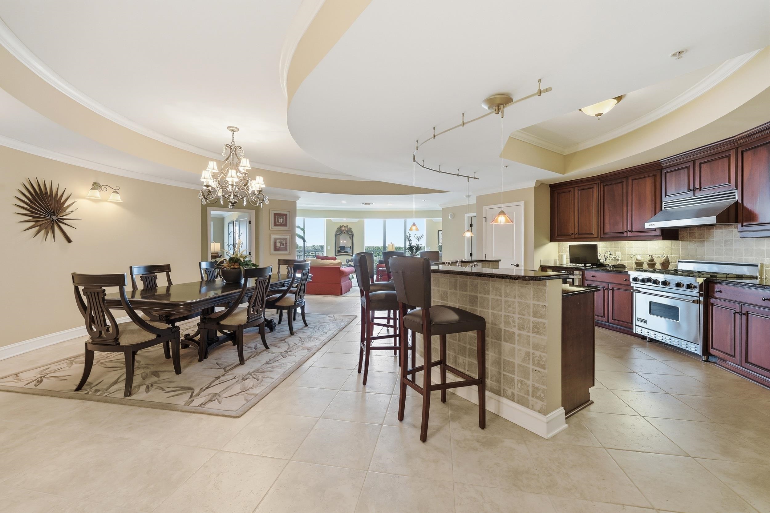 9547 Edgerton Dr. Unit: #606