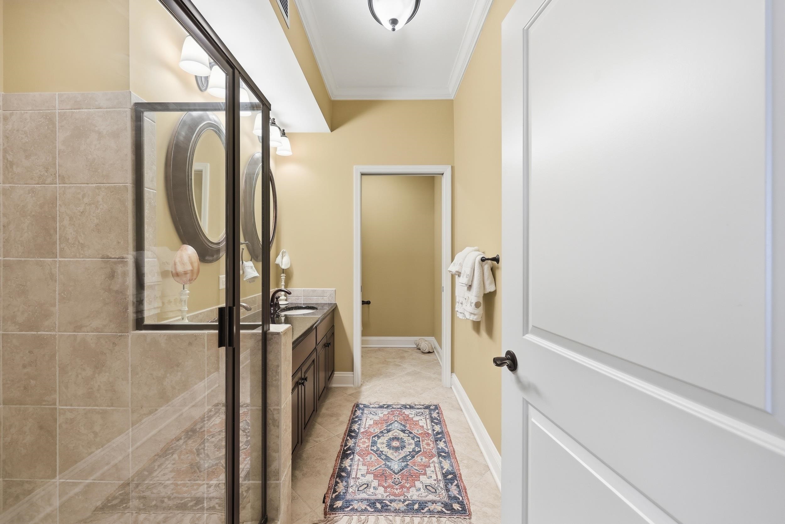 9547 Edgerton Dr. Unit: #606