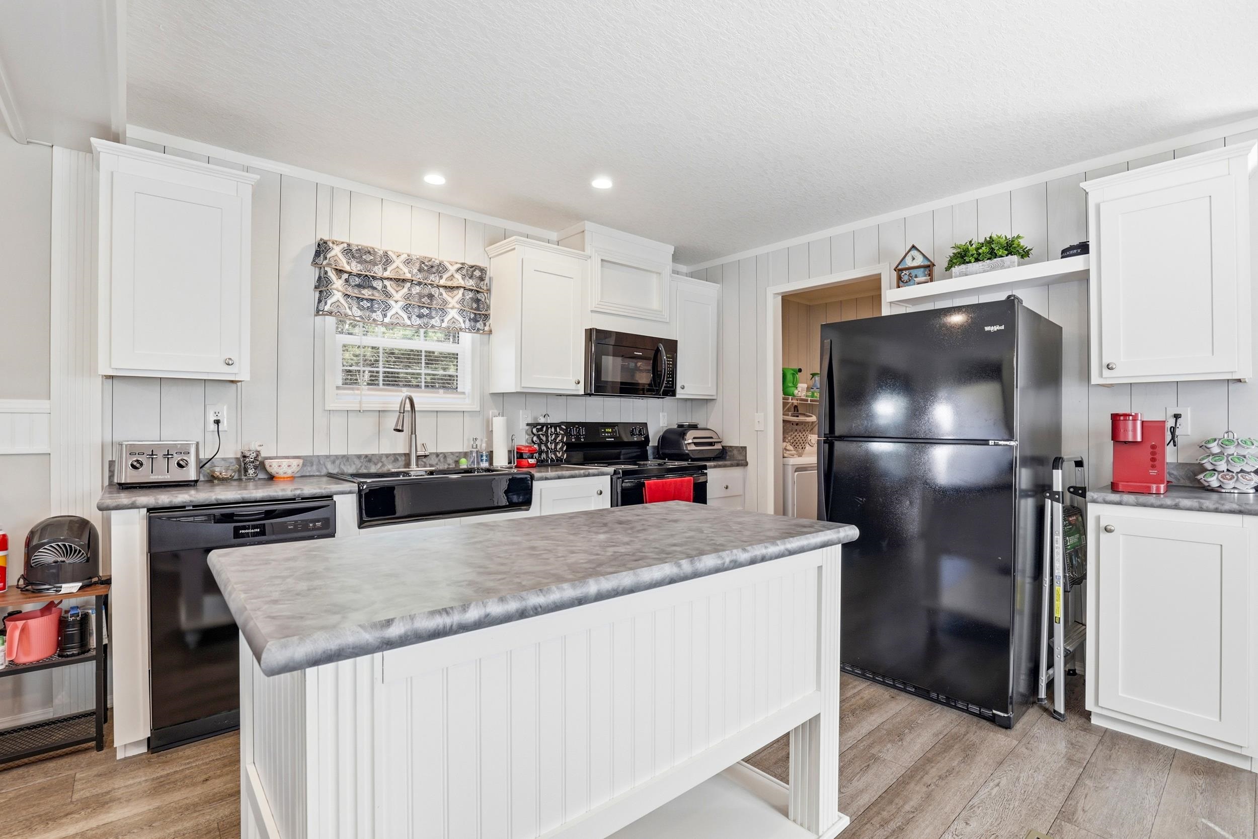 6349 Olga Ln.