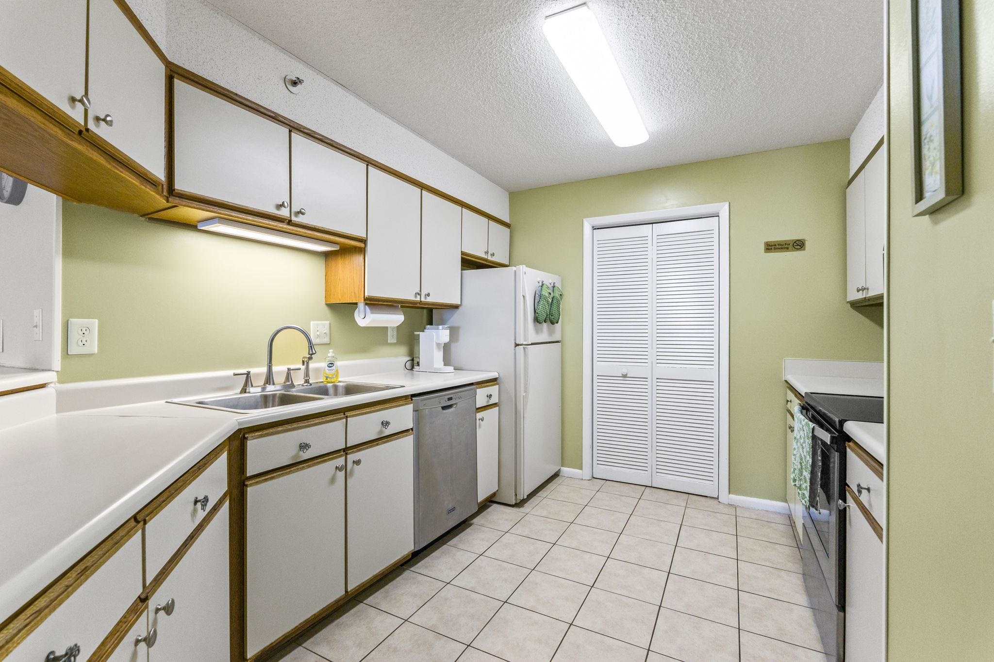 1425 S Ocean Blvd. Unit: 2-B