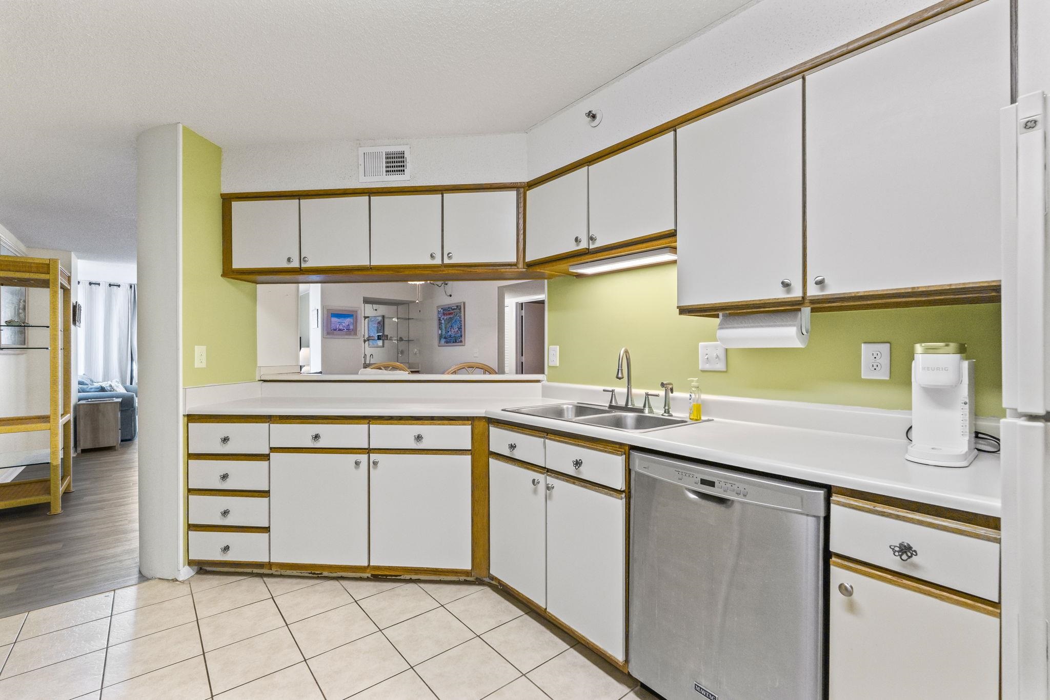 1425 S Ocean Blvd. Unit: 2-B