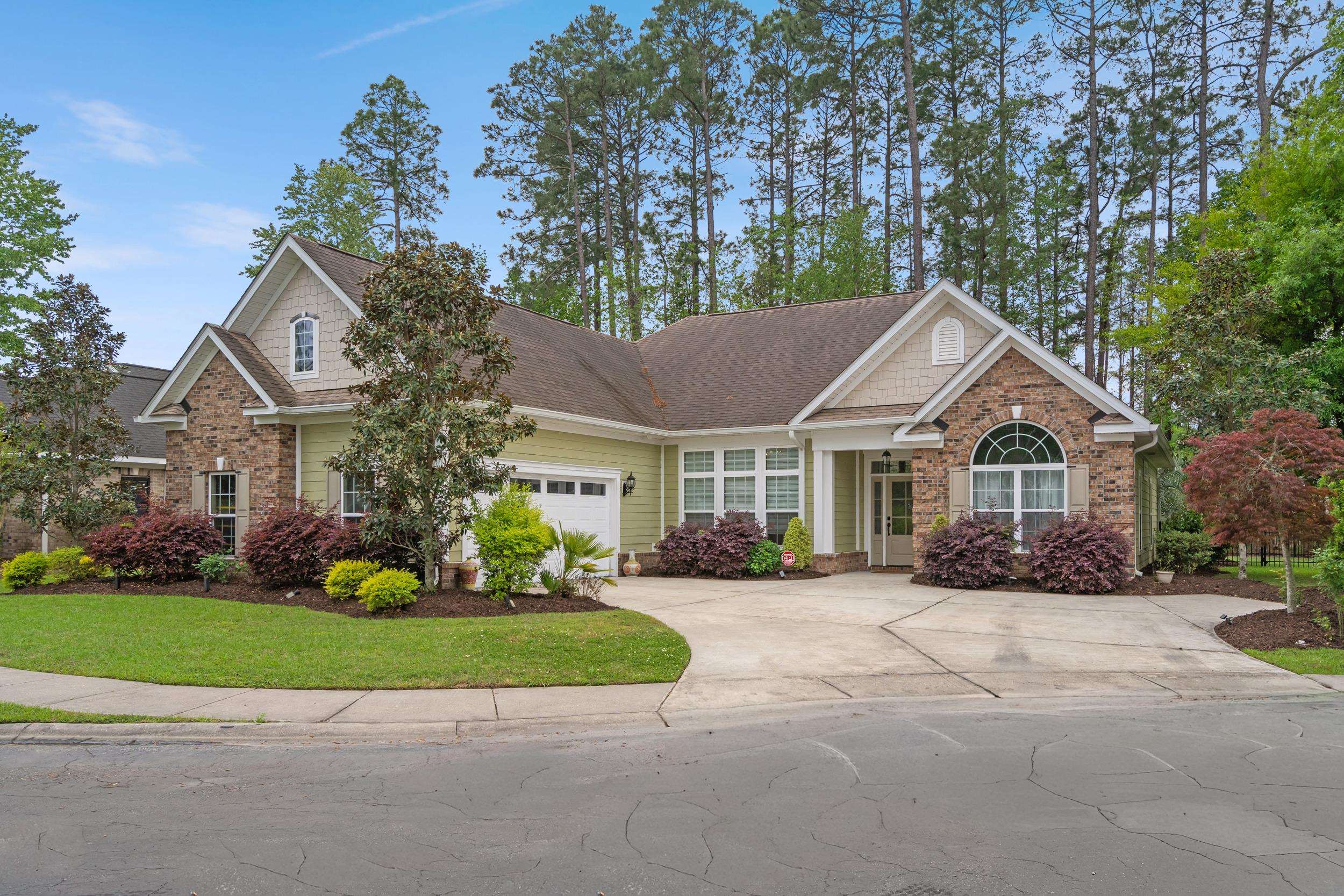 2851 McLeod Ln.