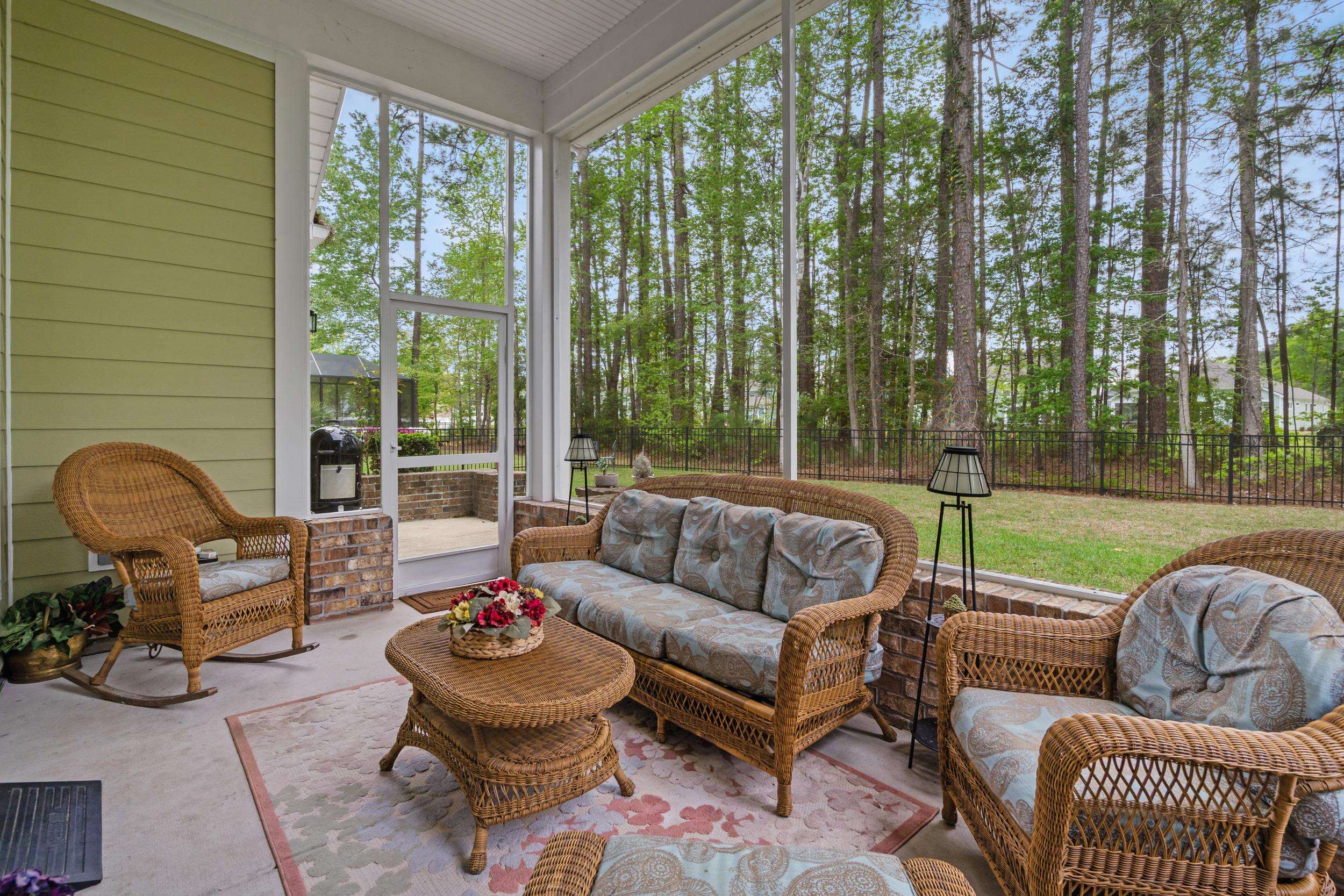 2851 McLeod Ln.