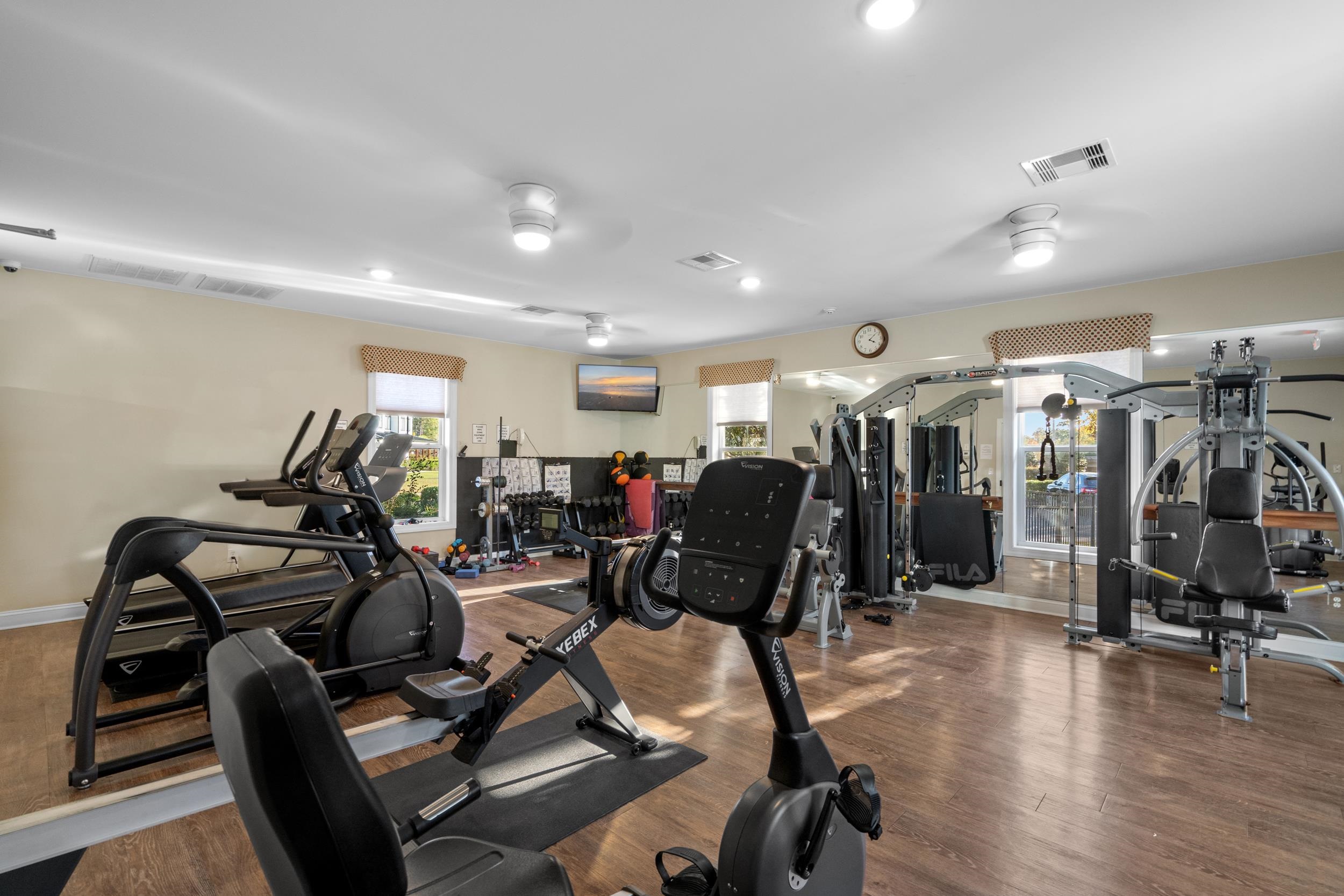 2851 McLeod Ln.