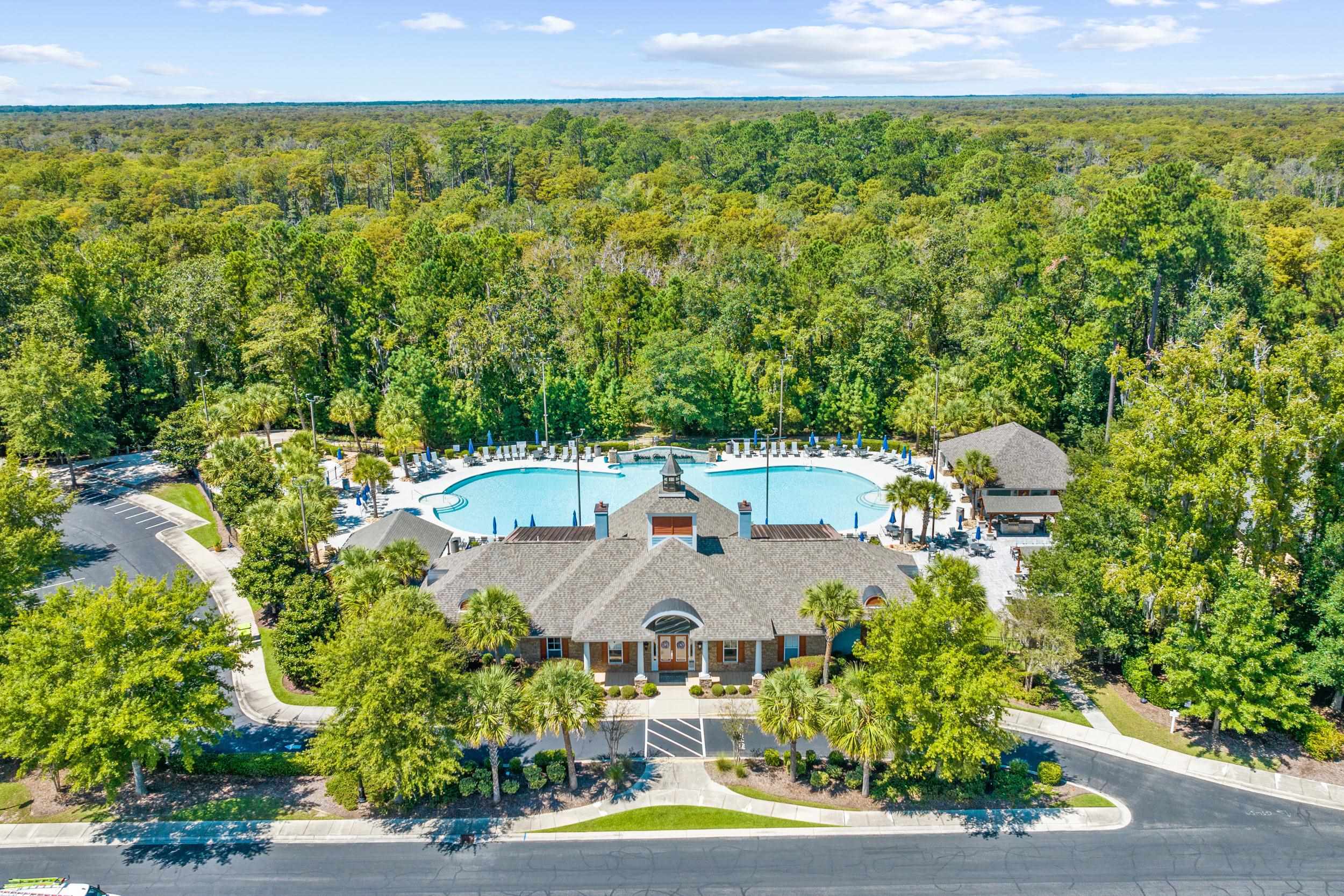 2851 McLeod Ln.