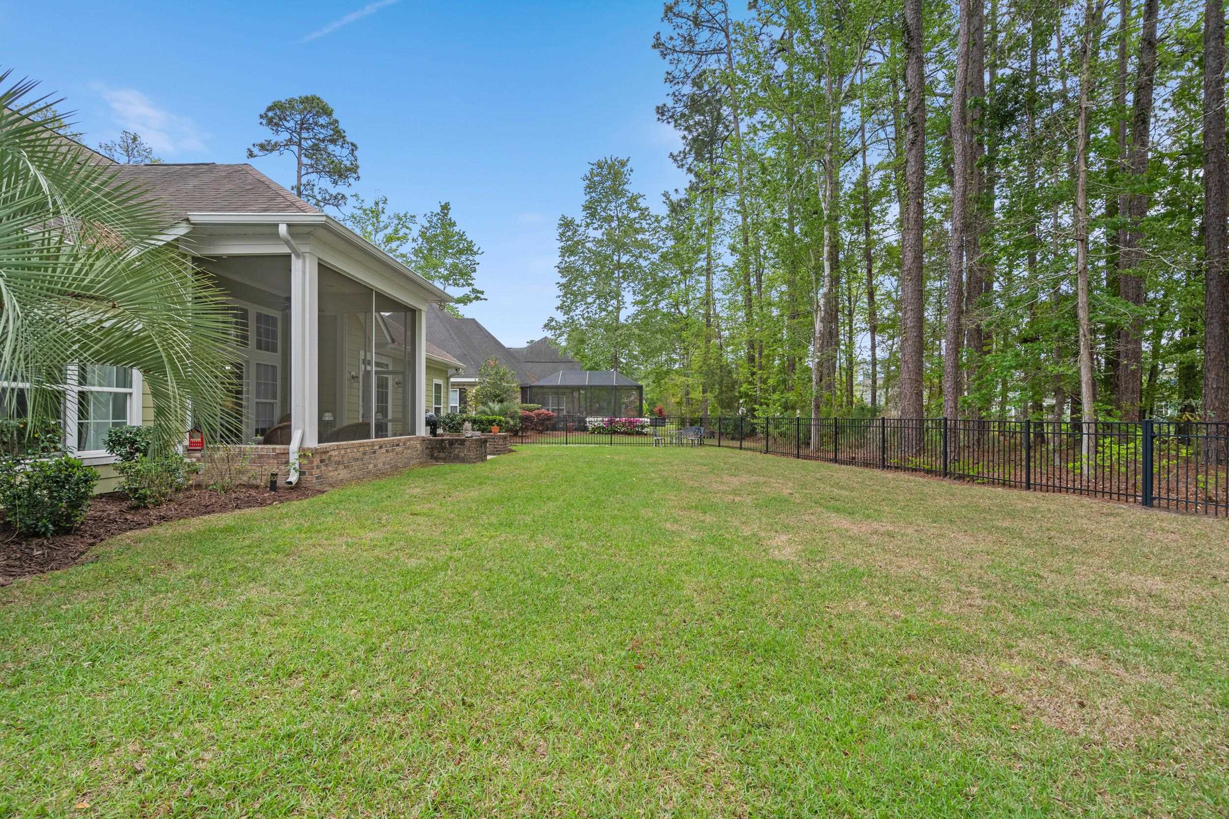 2851 McLeod Ln.