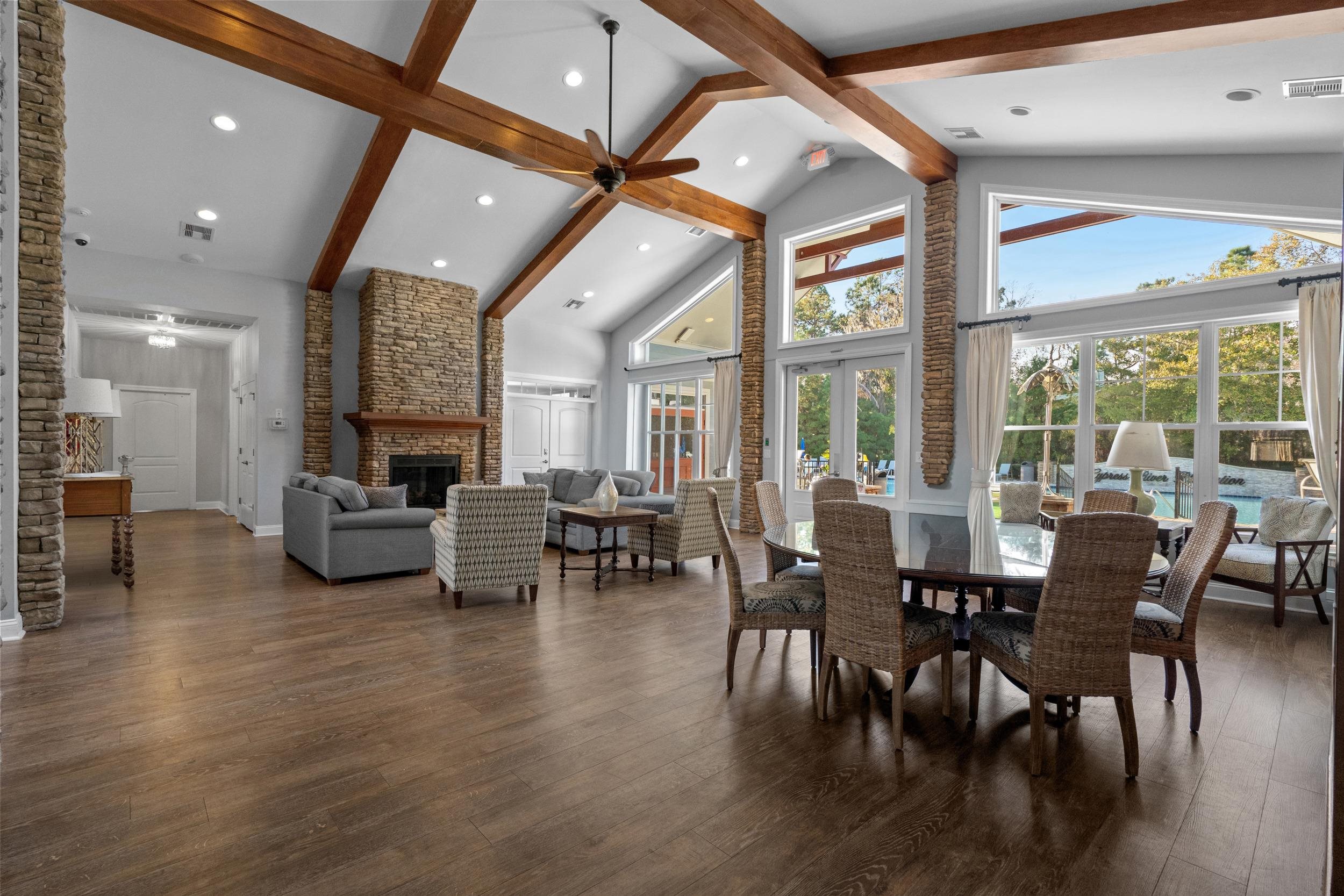 2851 McLeod Ln.