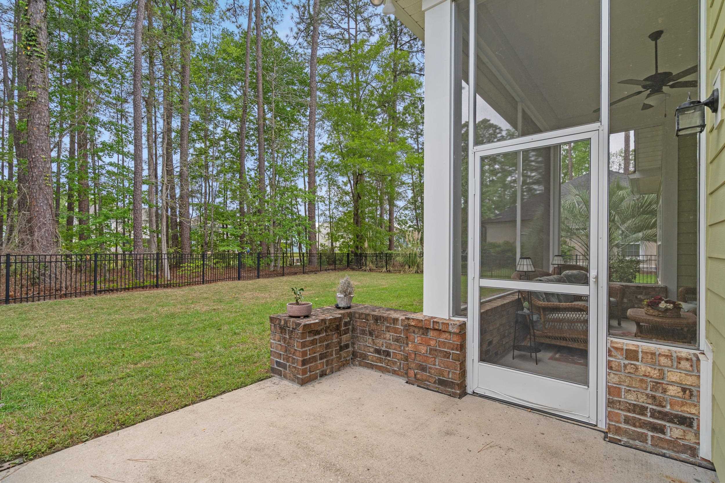 2851 McLeod Ln.