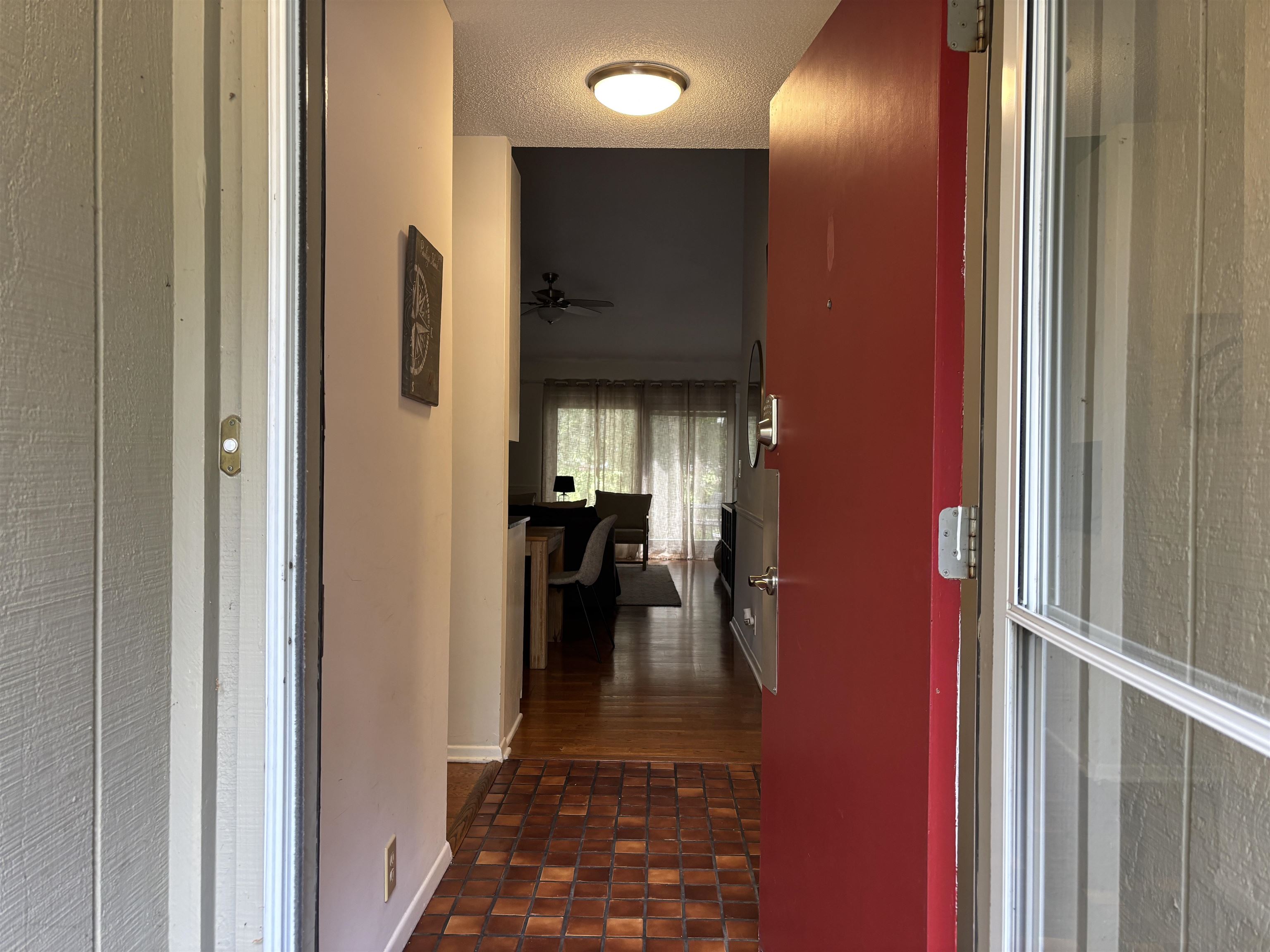 301 Club Circle Unit: 1-26