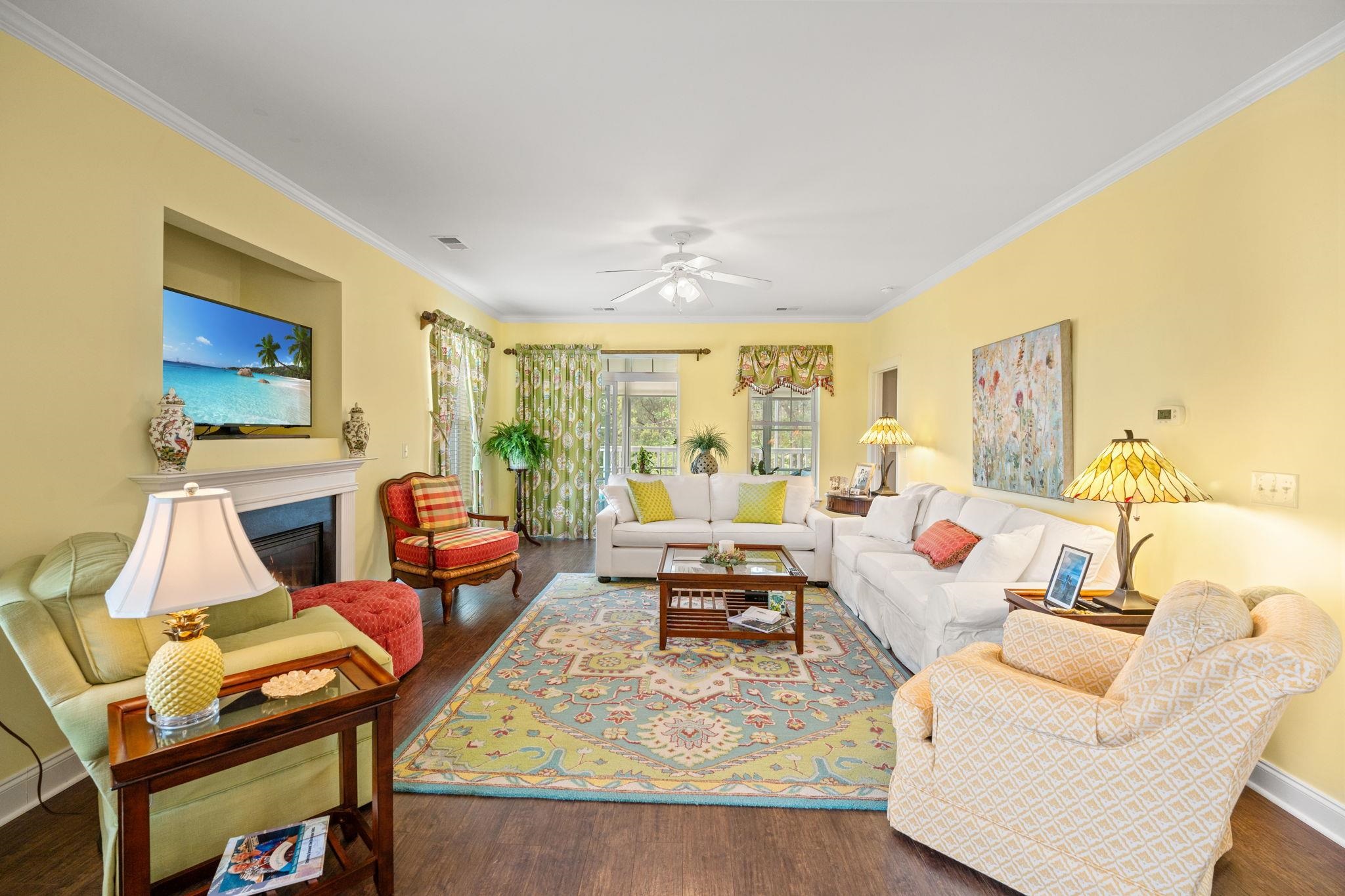 730 Pickering Dr. Unit: 201