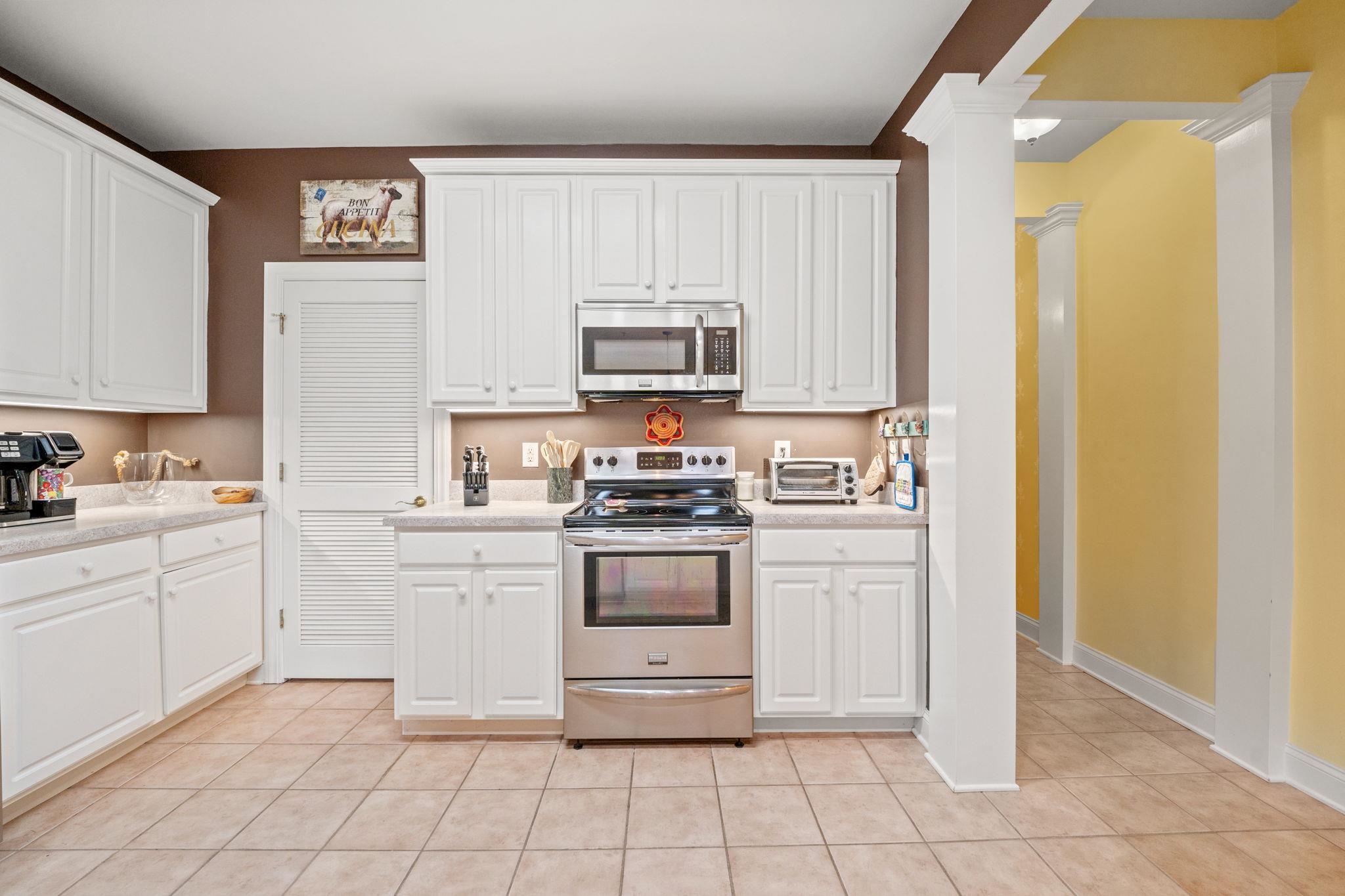 730 Pickering Dr. Unit: 201