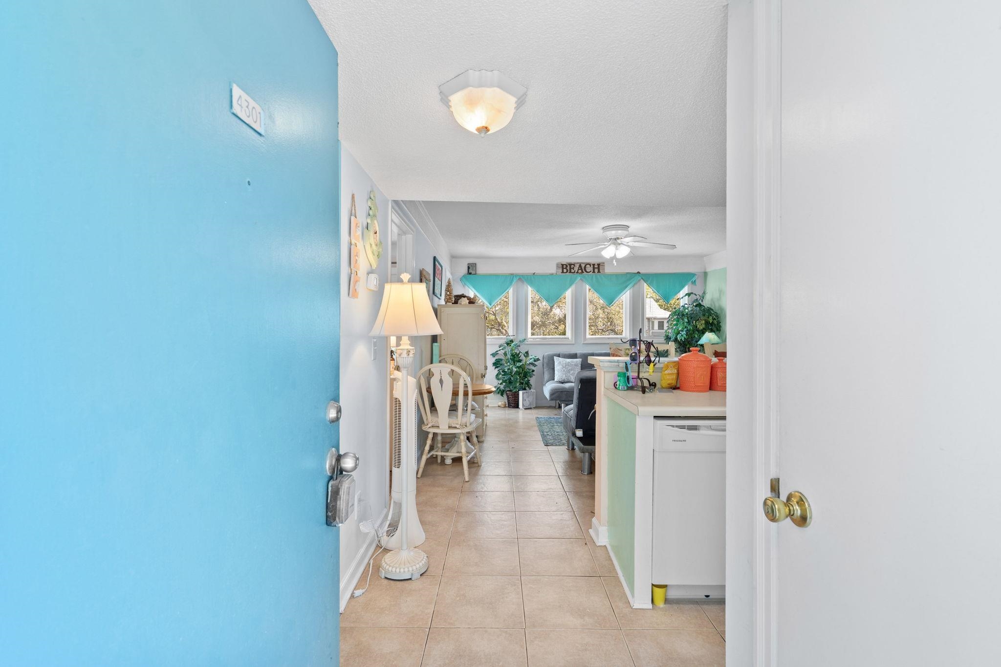 5905 S Kings Hwy. Unit: 4301D
