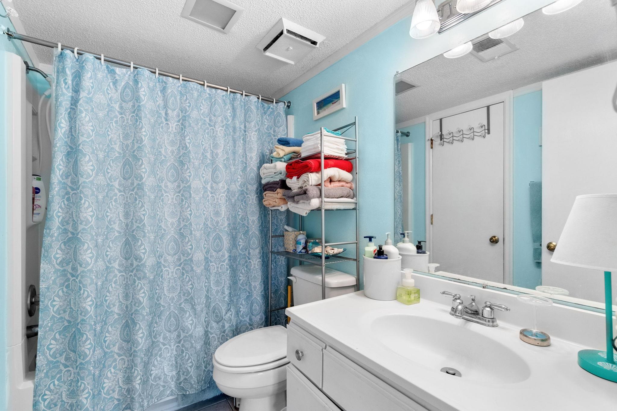 5905 S Kings Hwy. Unit: 4301D