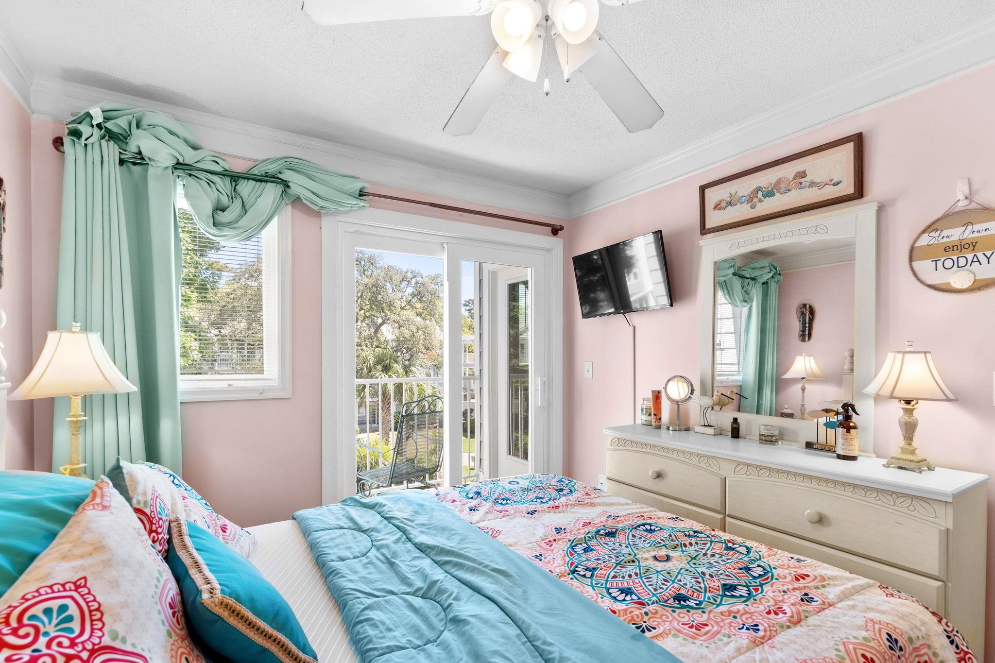5905 S Kings Hwy. Unit: 4301D