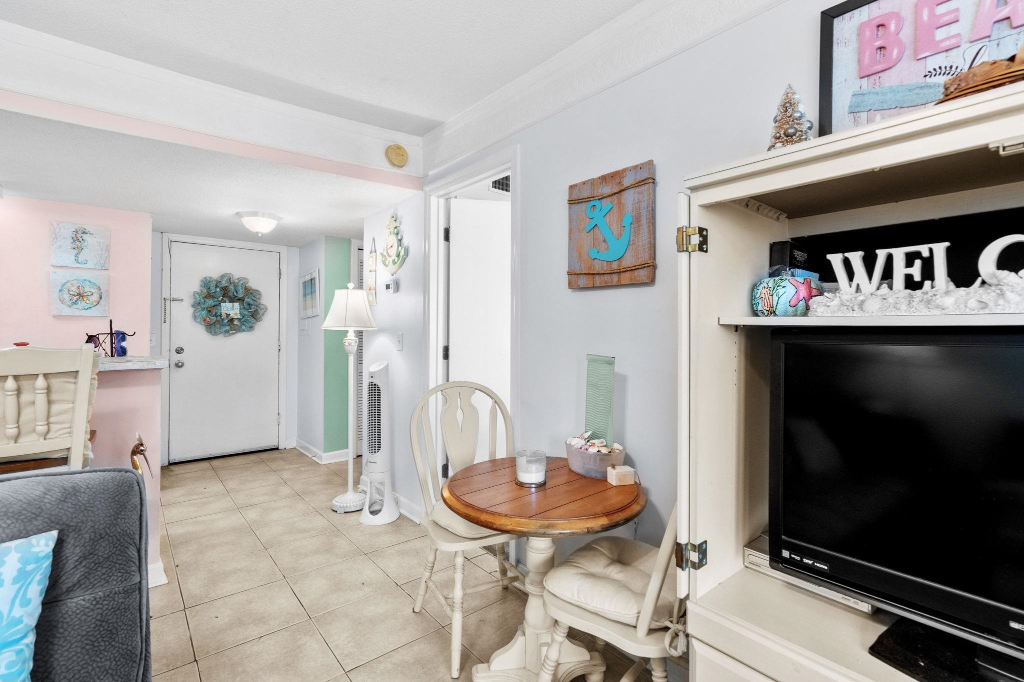5905 S Kings Hwy. Unit: 4301D